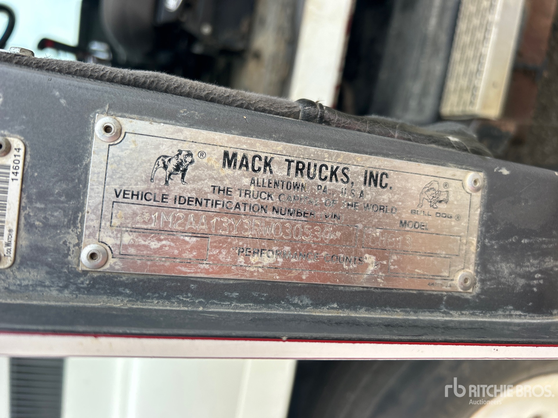 1994 Mack CH613