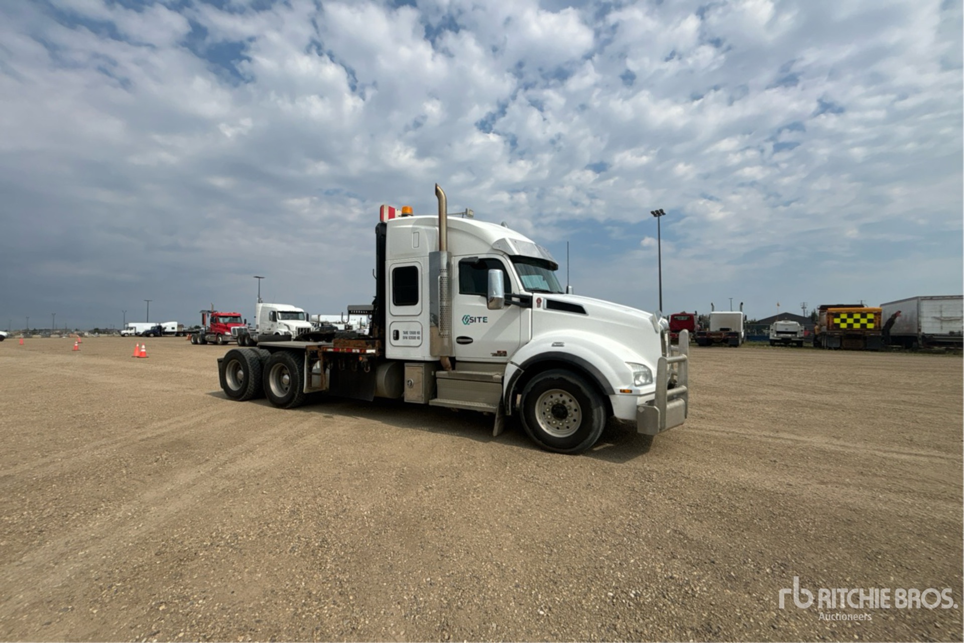 2020 Kenworth T880