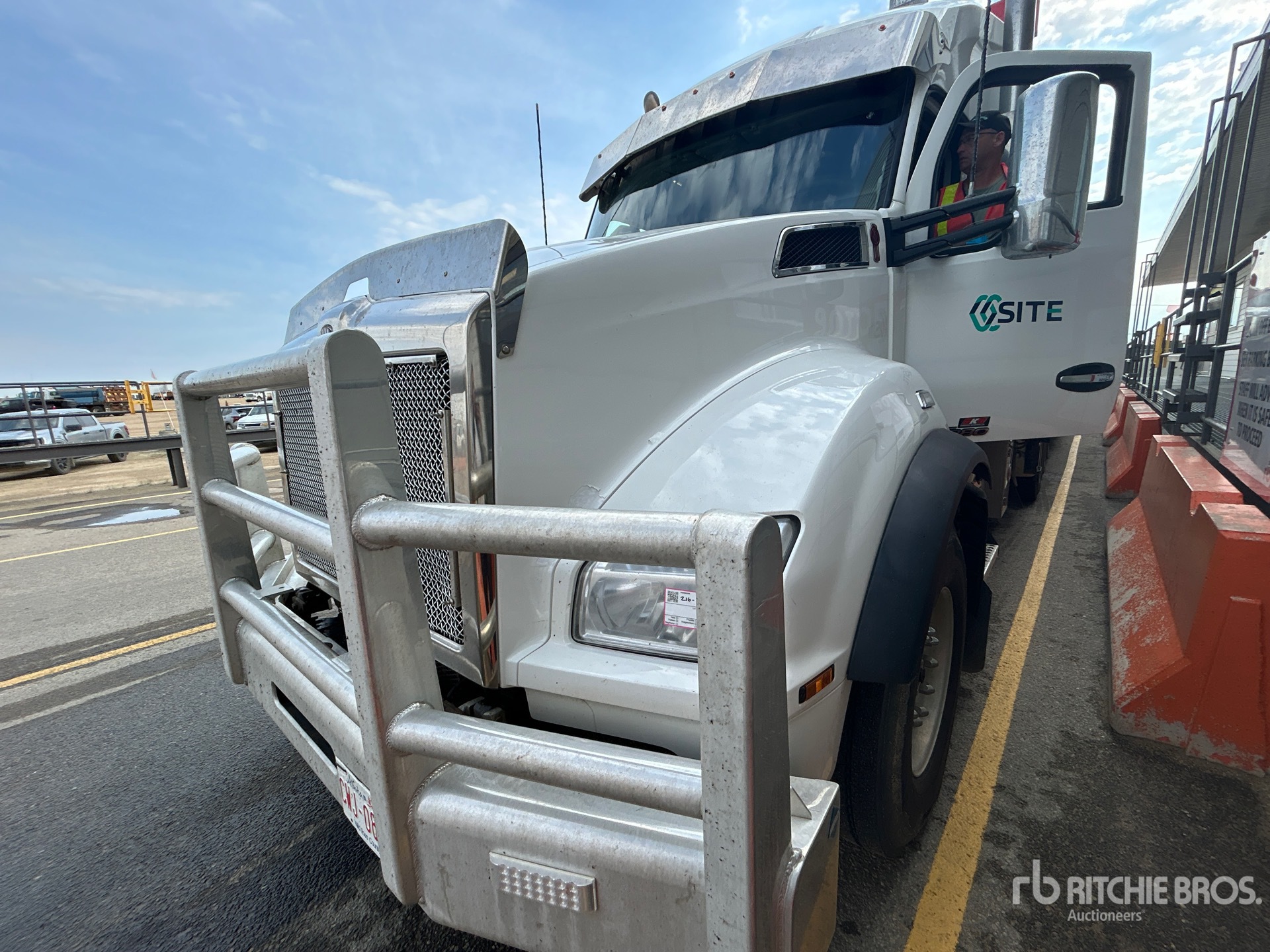 2020 Kenworth T880