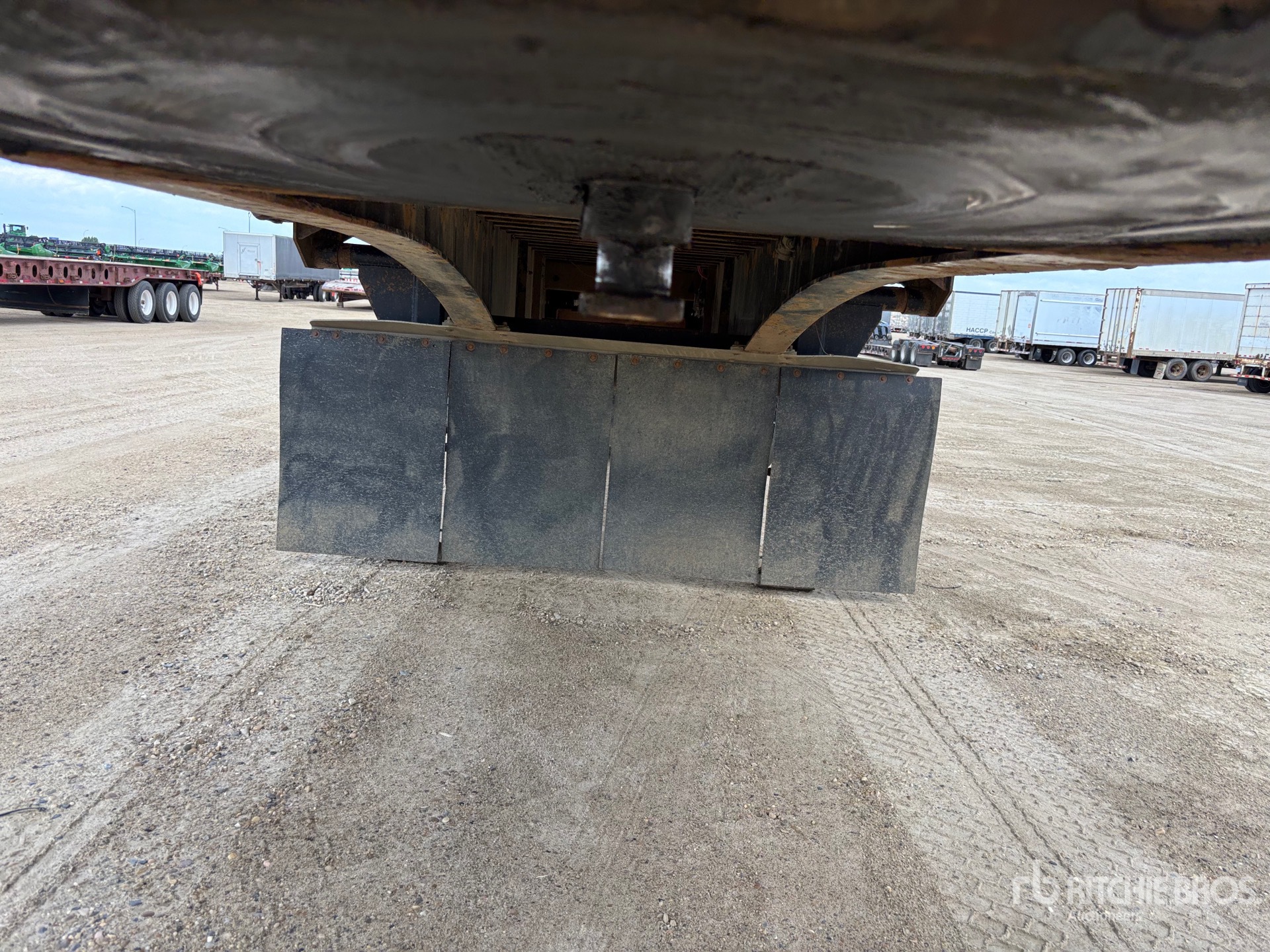 2012 Load King  43 FT TRI/A FLATBED
