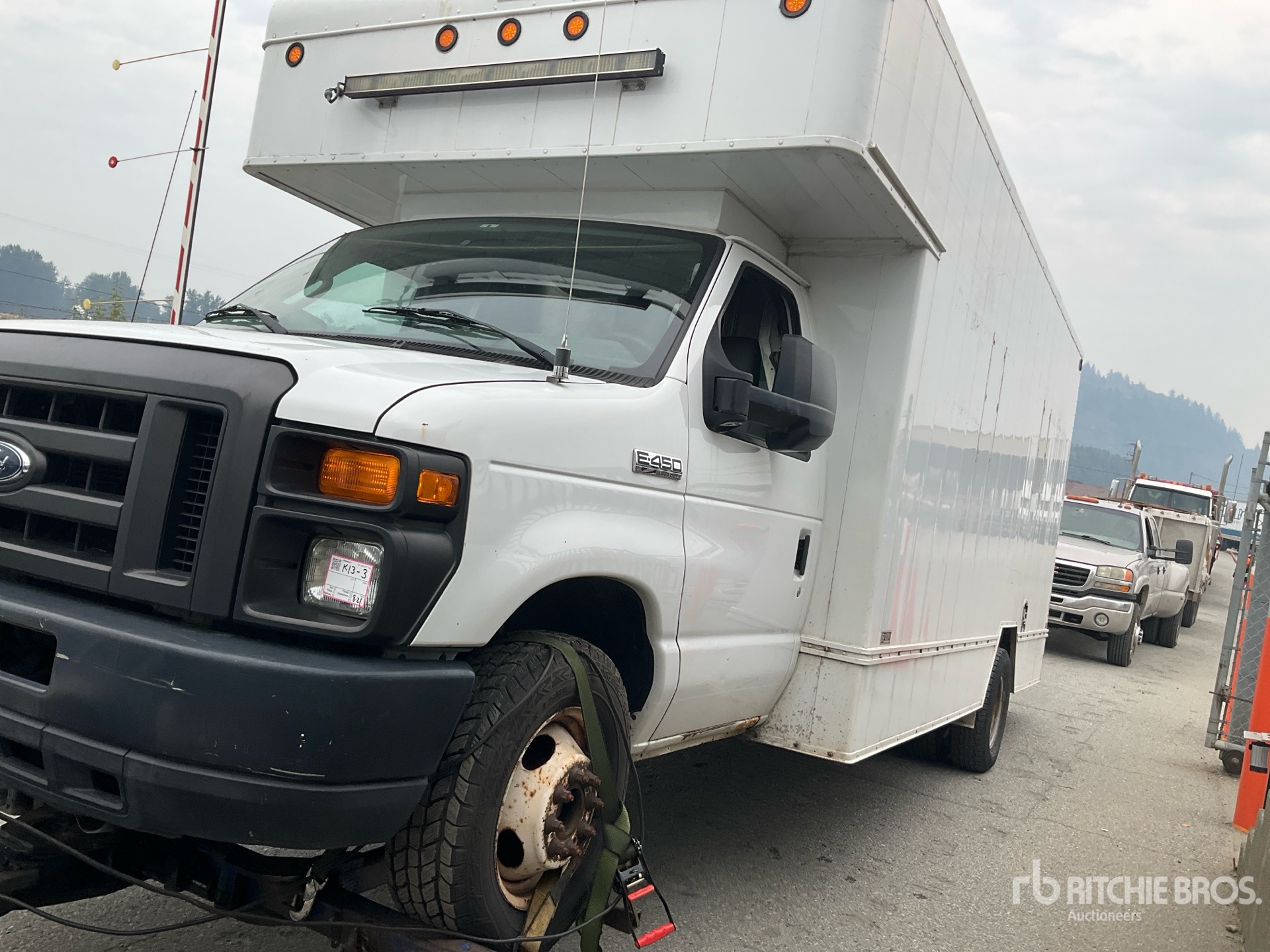 2010 Ford E-450
