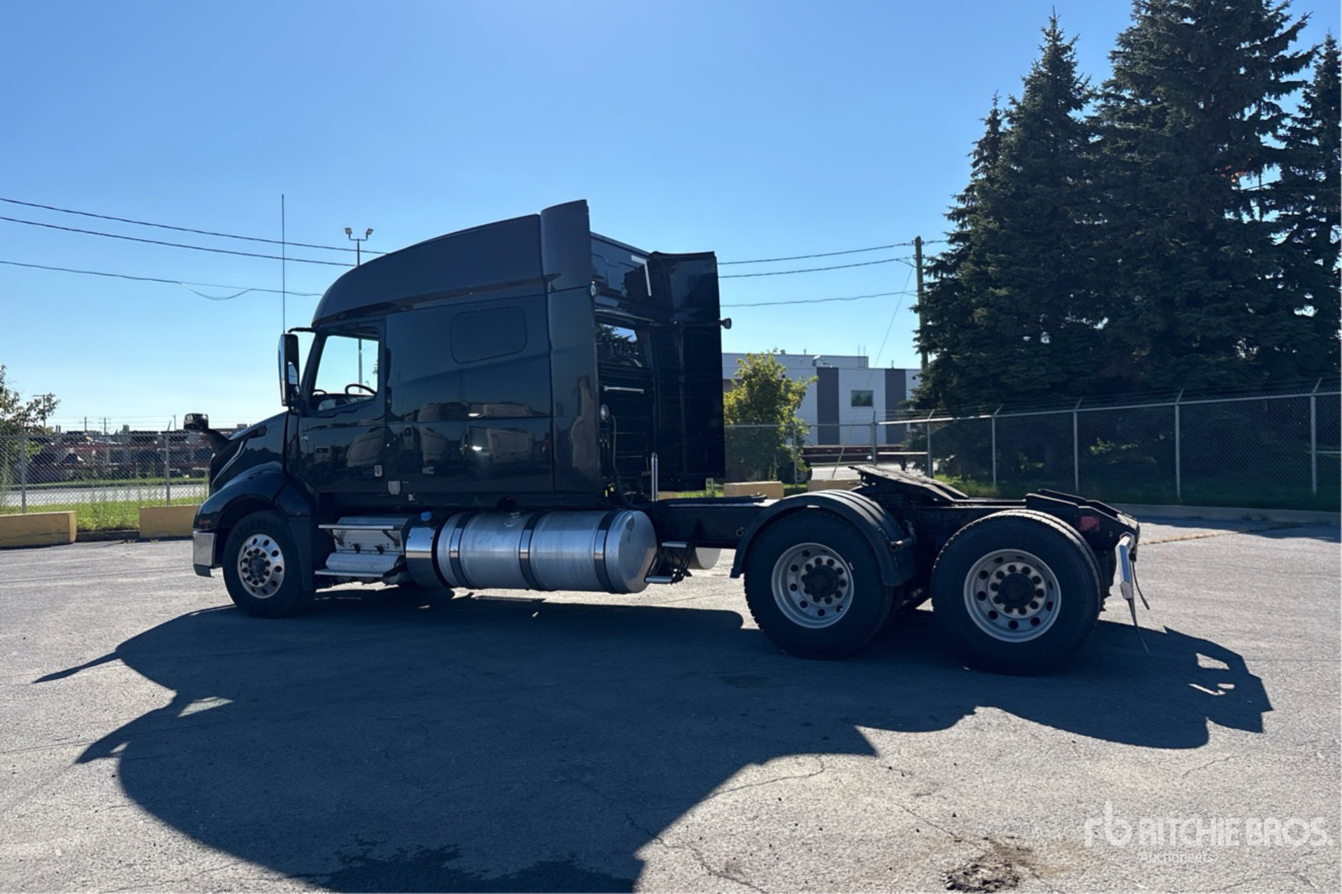 2019 Volvo VNL