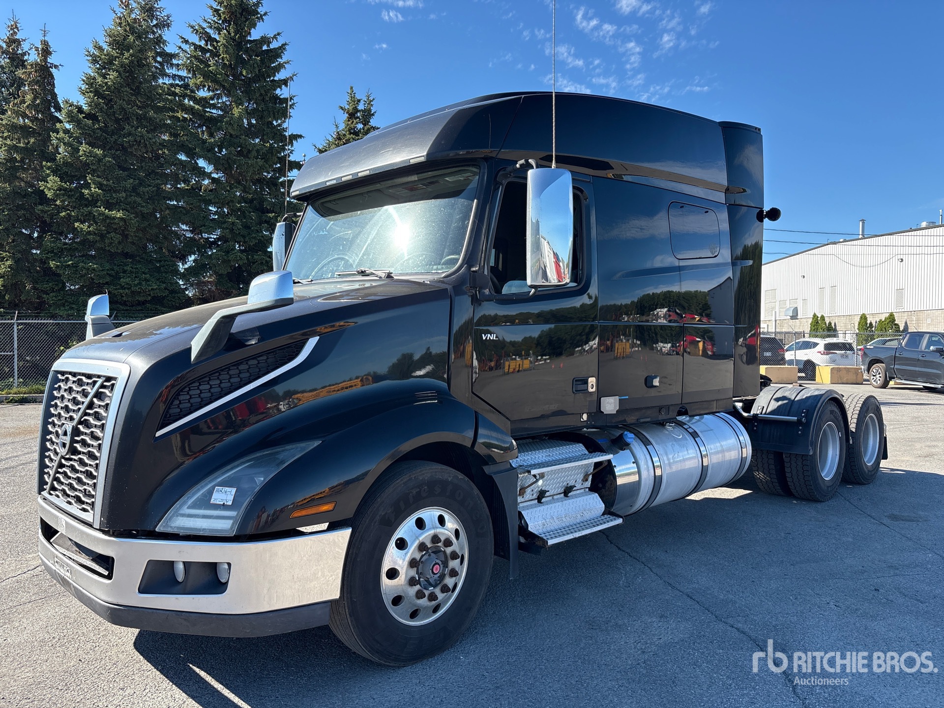 Photo of 2019 Volvo VNL