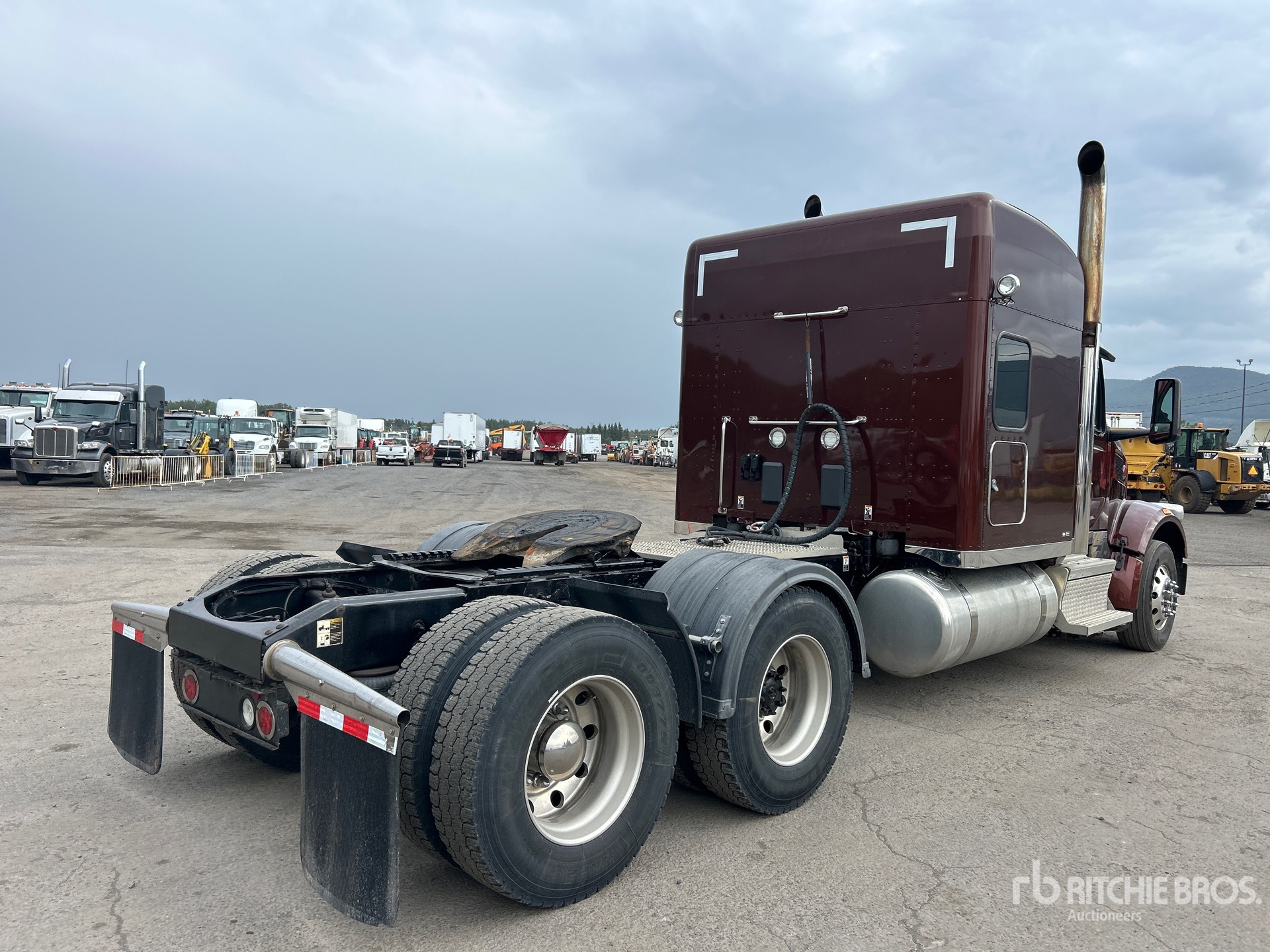 2022 Peterbilt 567