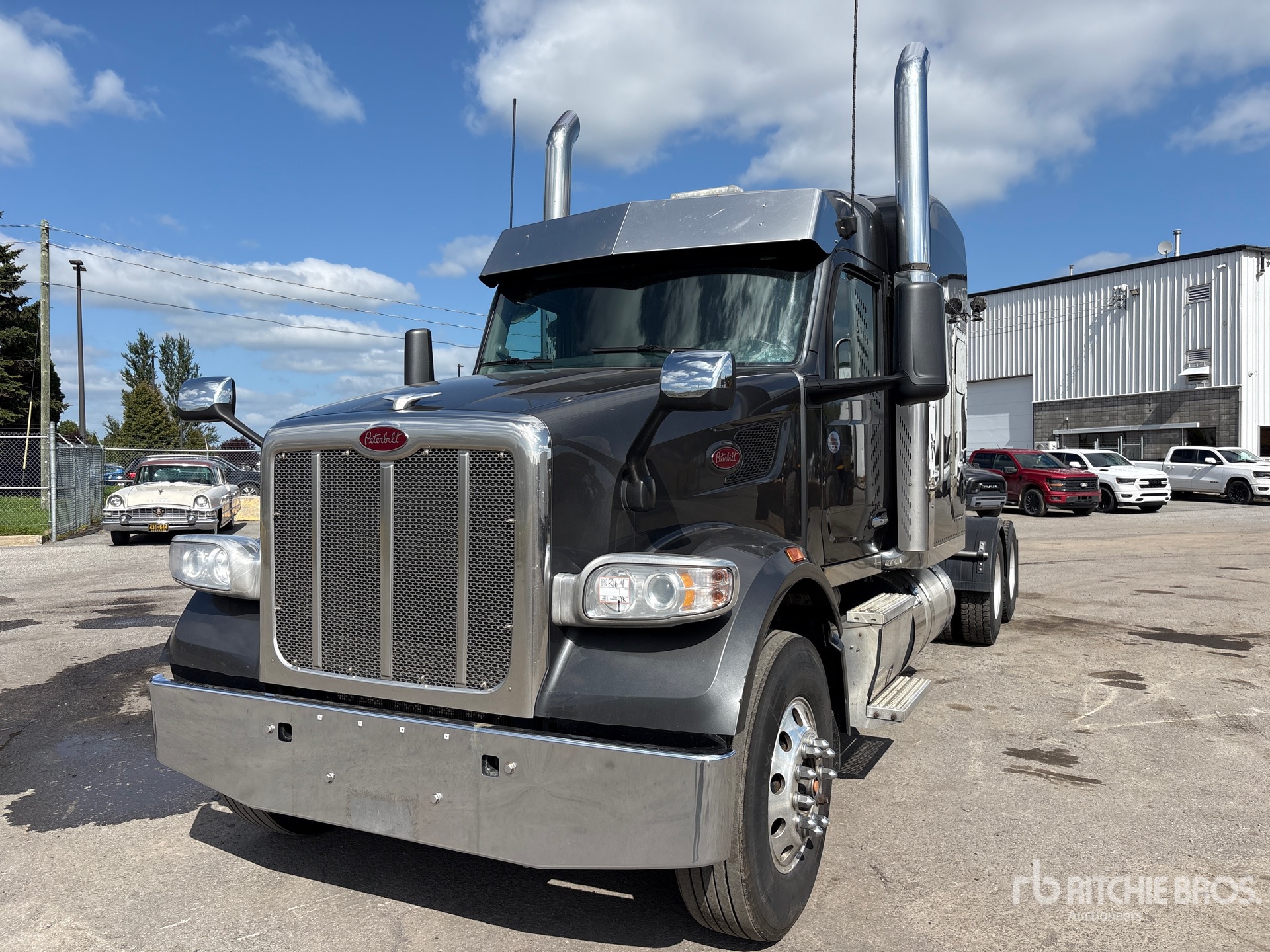 2022 Peterbilt 567