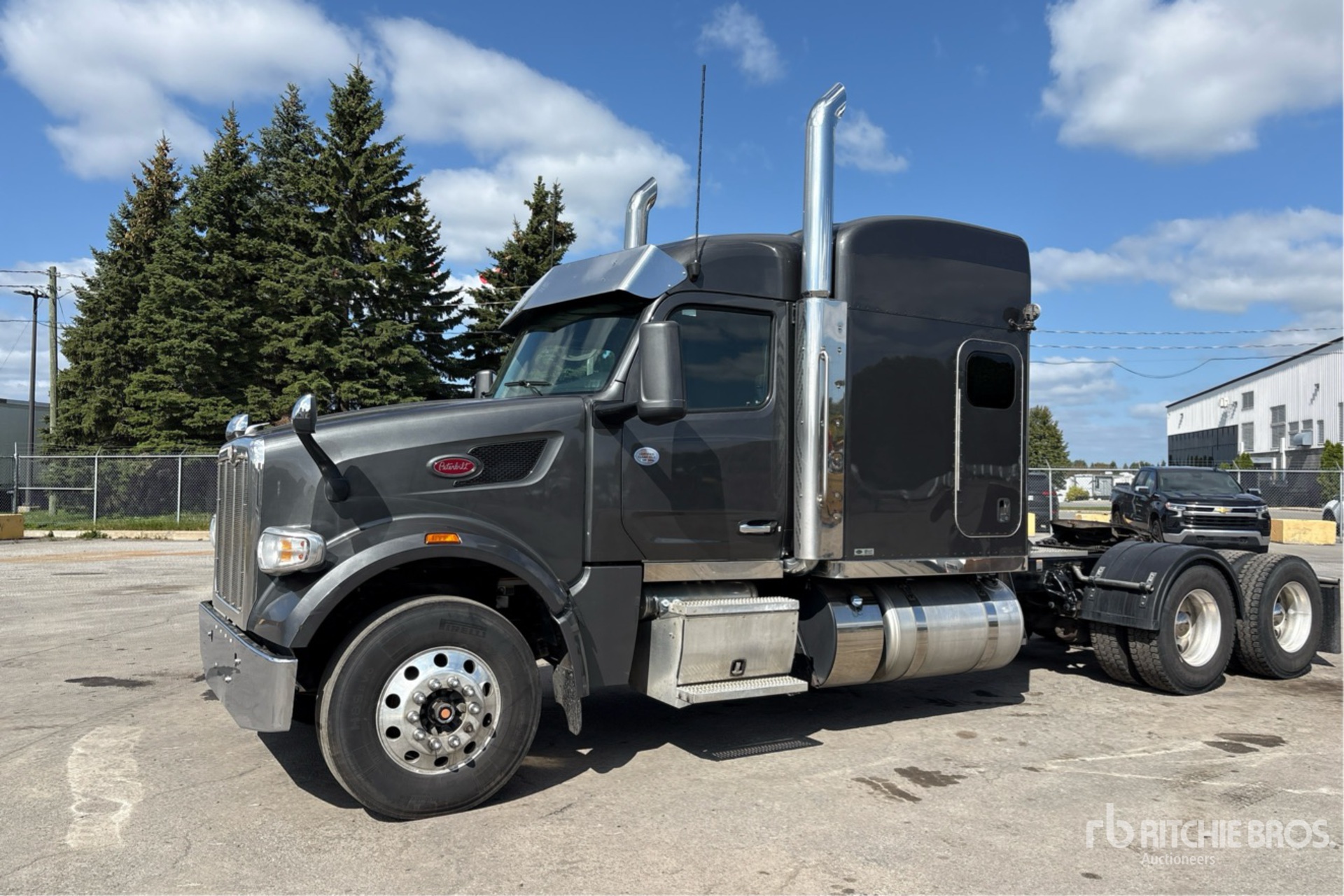 2022 Peterbilt 567