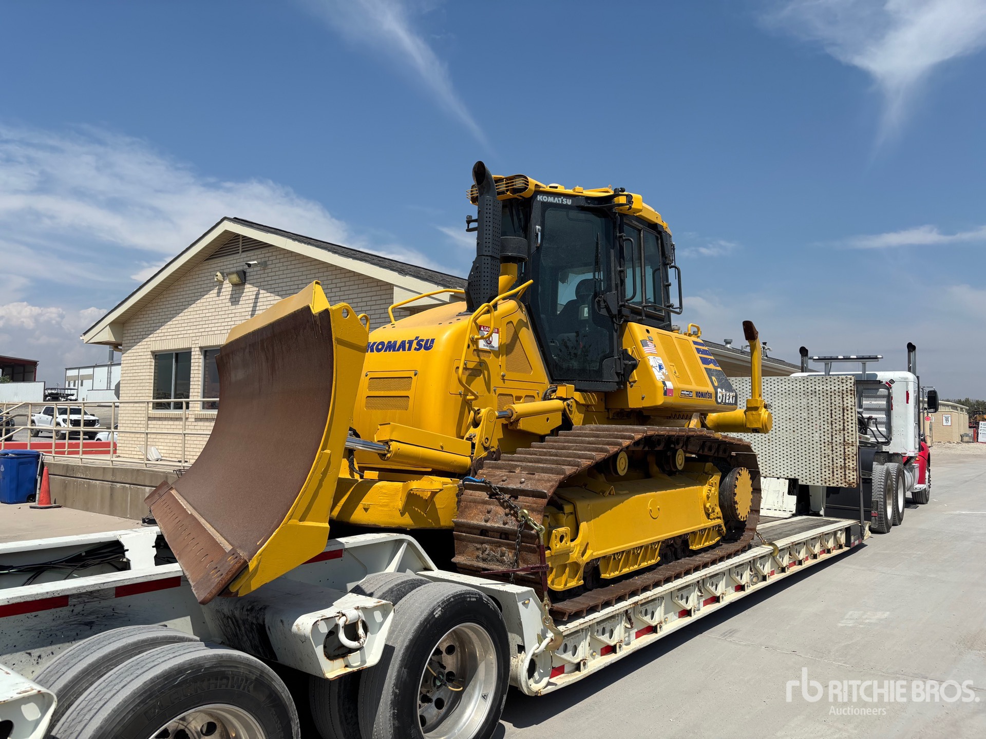 Photo of 2023 Komatsu D61EXI-24
