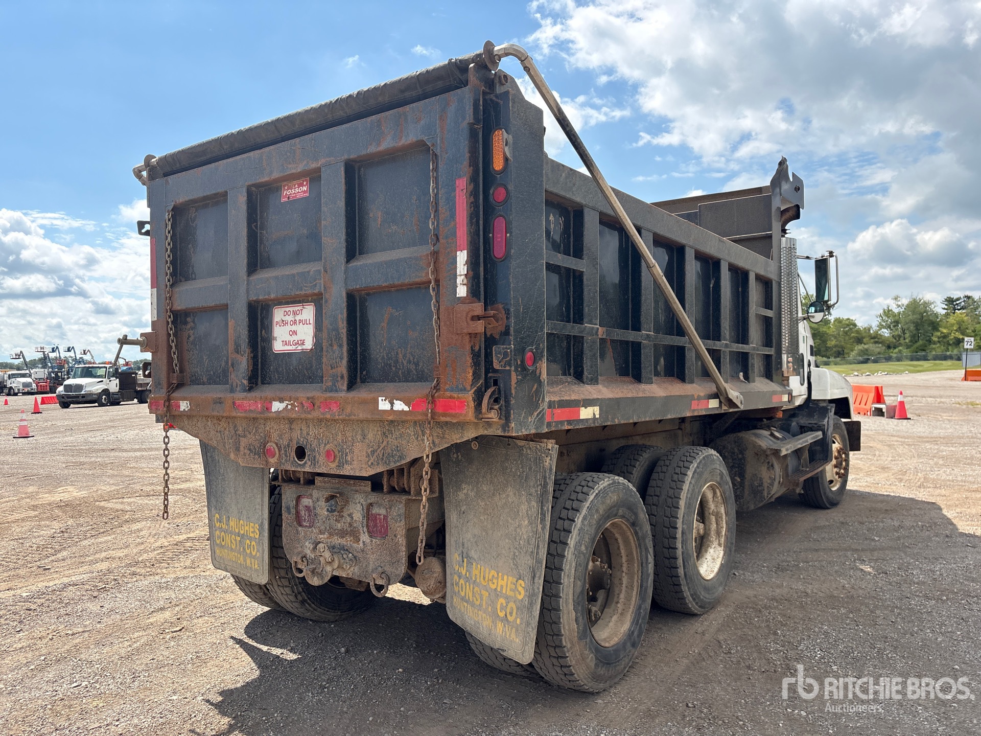 2001 Mack CH612
