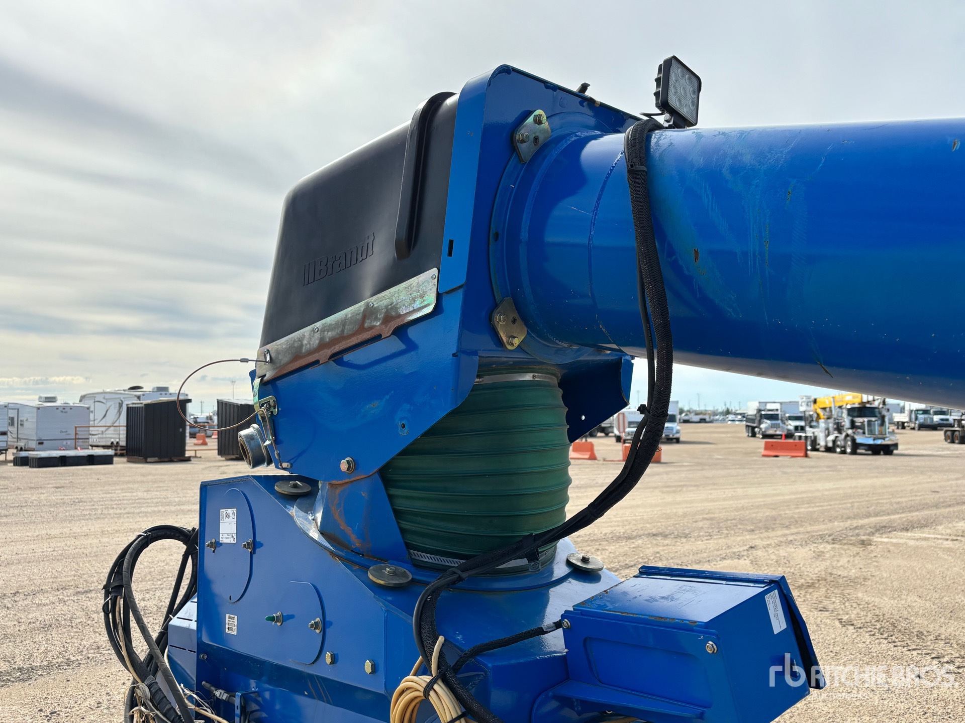 2019 Brandt 1370