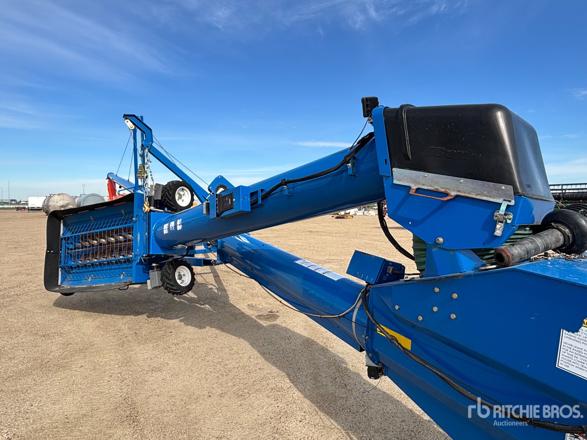 2019 Brandt 1370