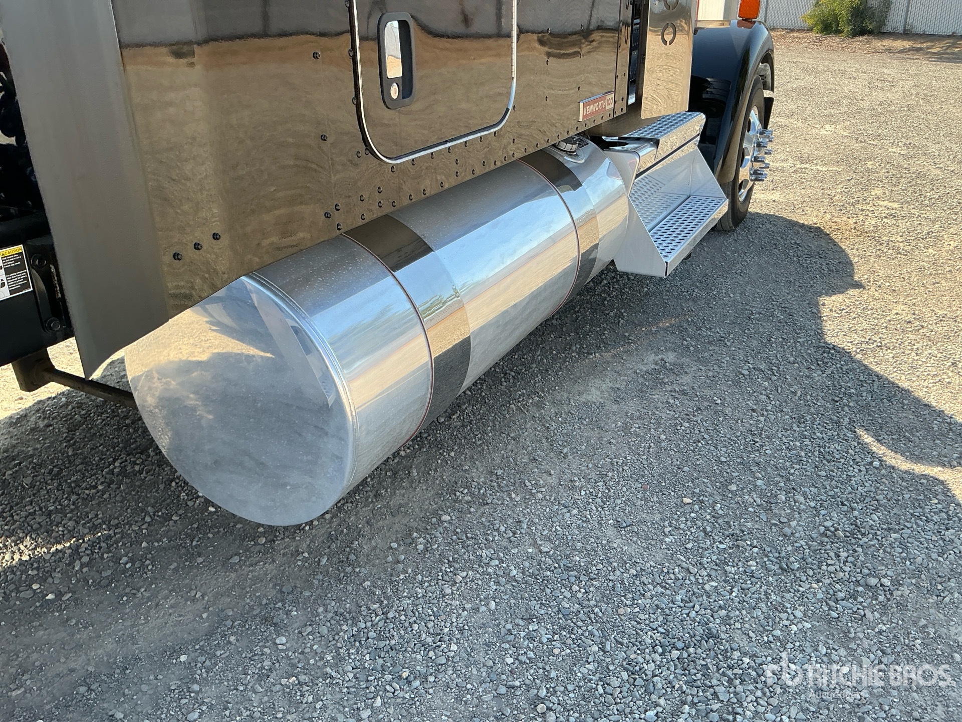 2024 Kenworth W900