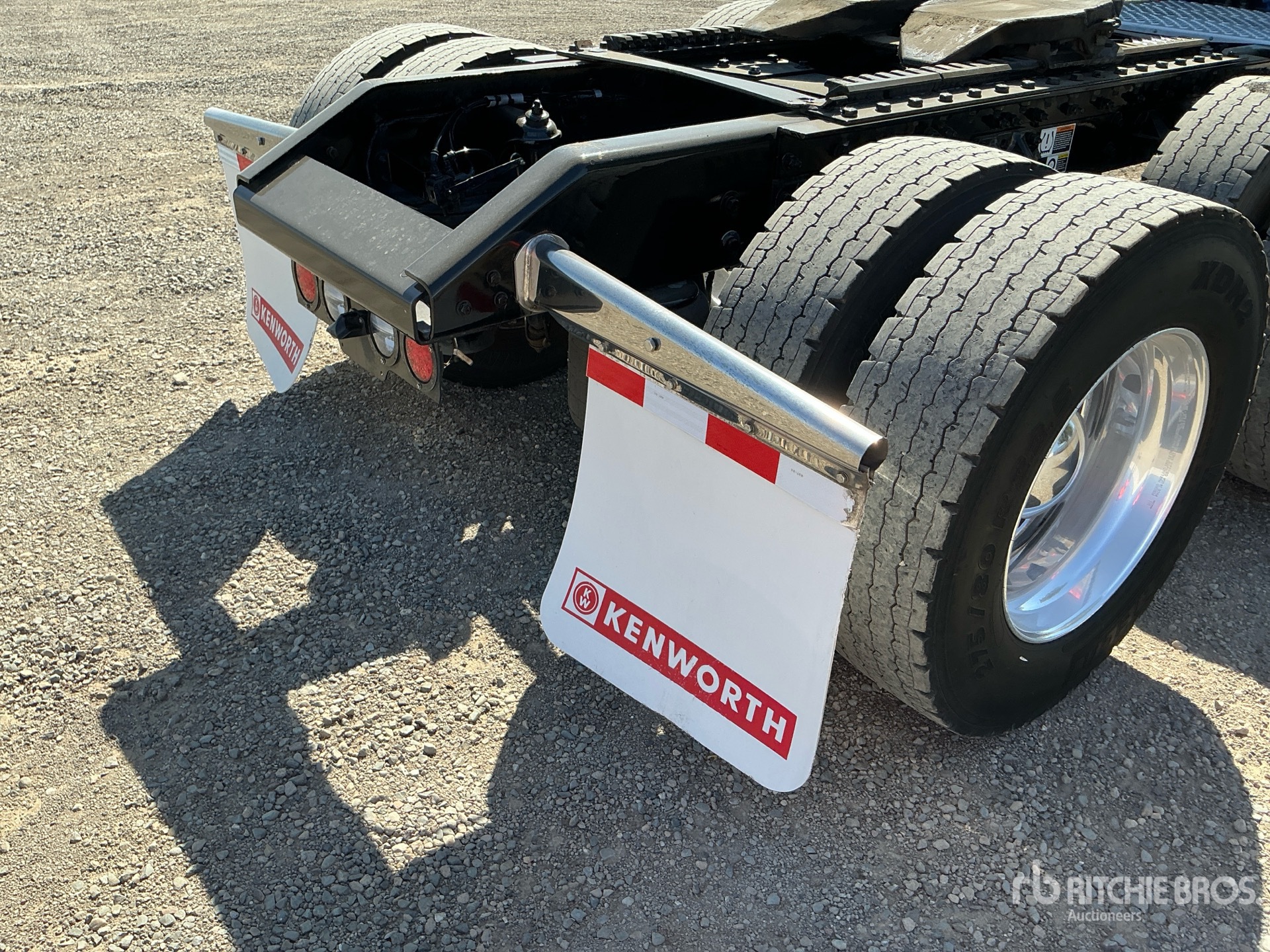 2024 Kenworth W900