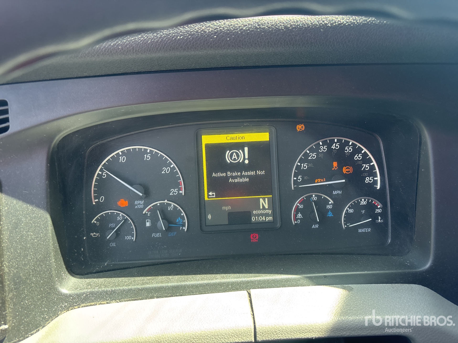 2021 Freightliner CASCADIA 126