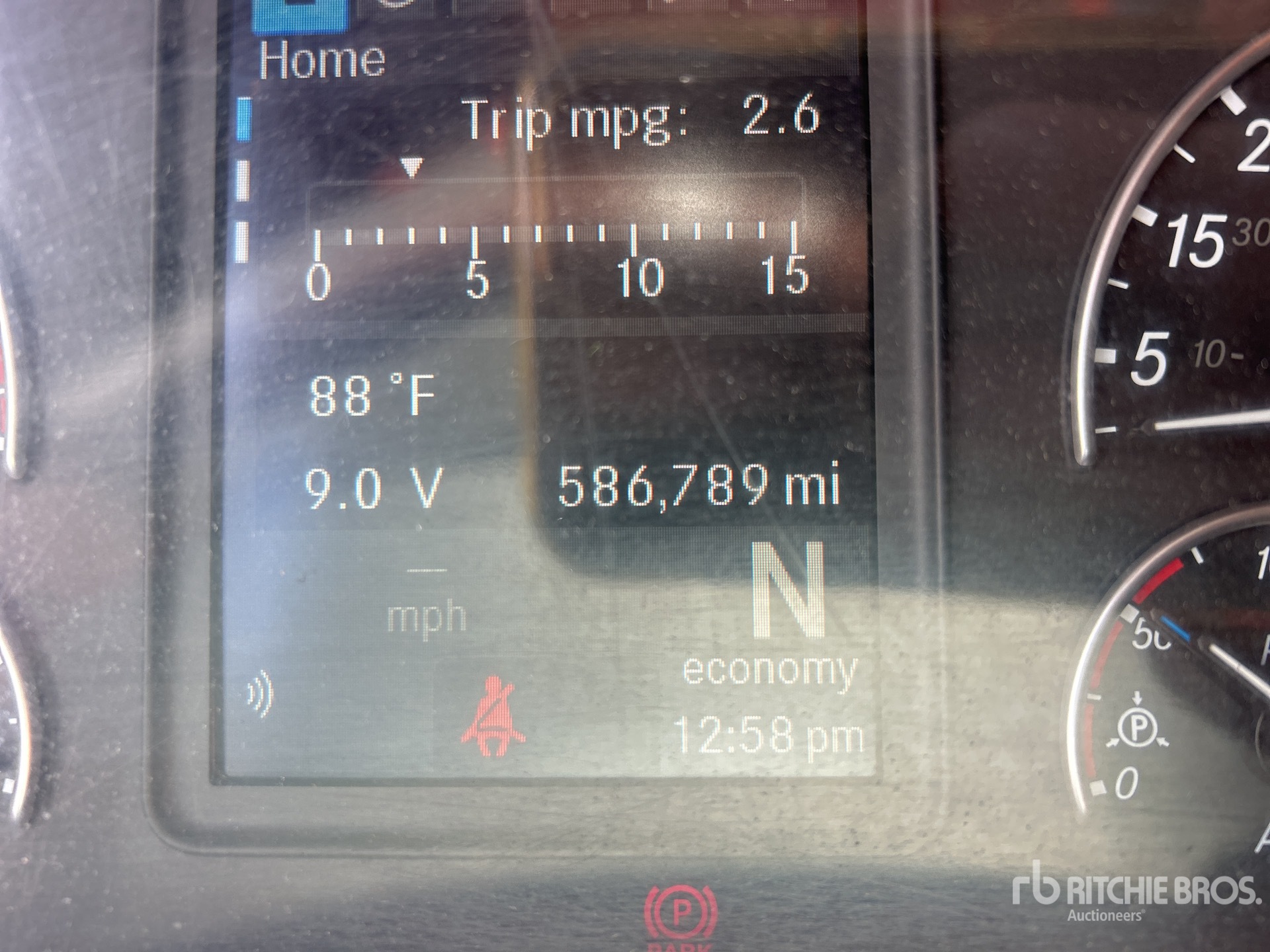 2021 Freightliner CASCADIA 126