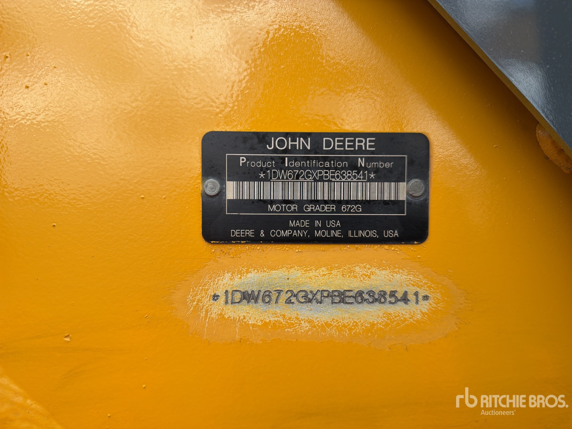 2011 John Deere 672G
