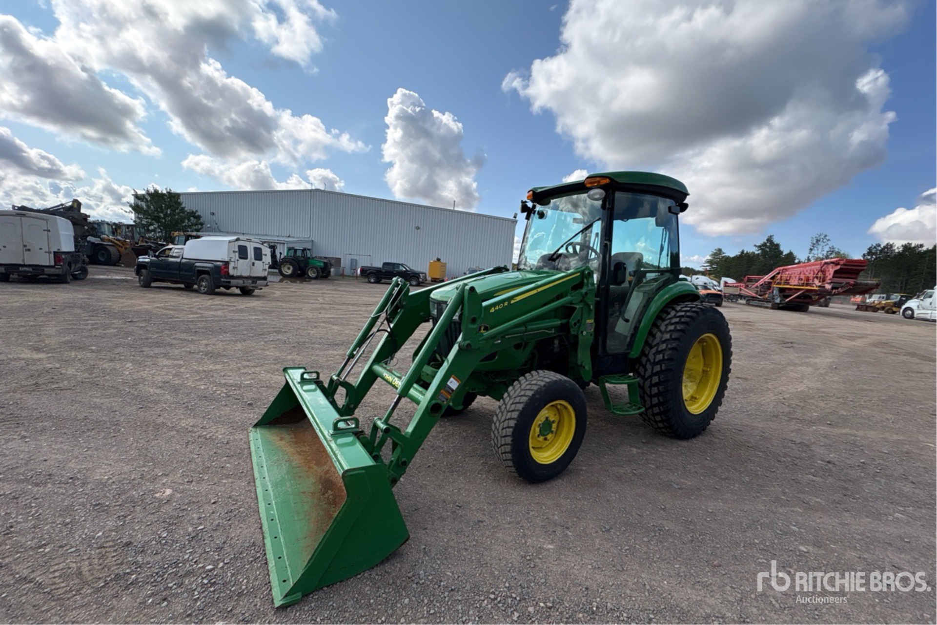 2019 John Deere 4066R