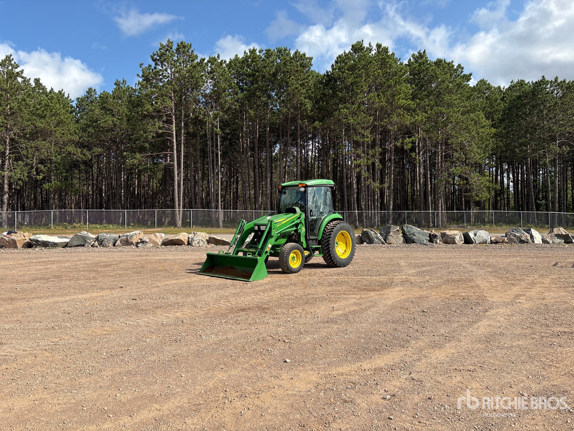 2019 John Deere 4066R