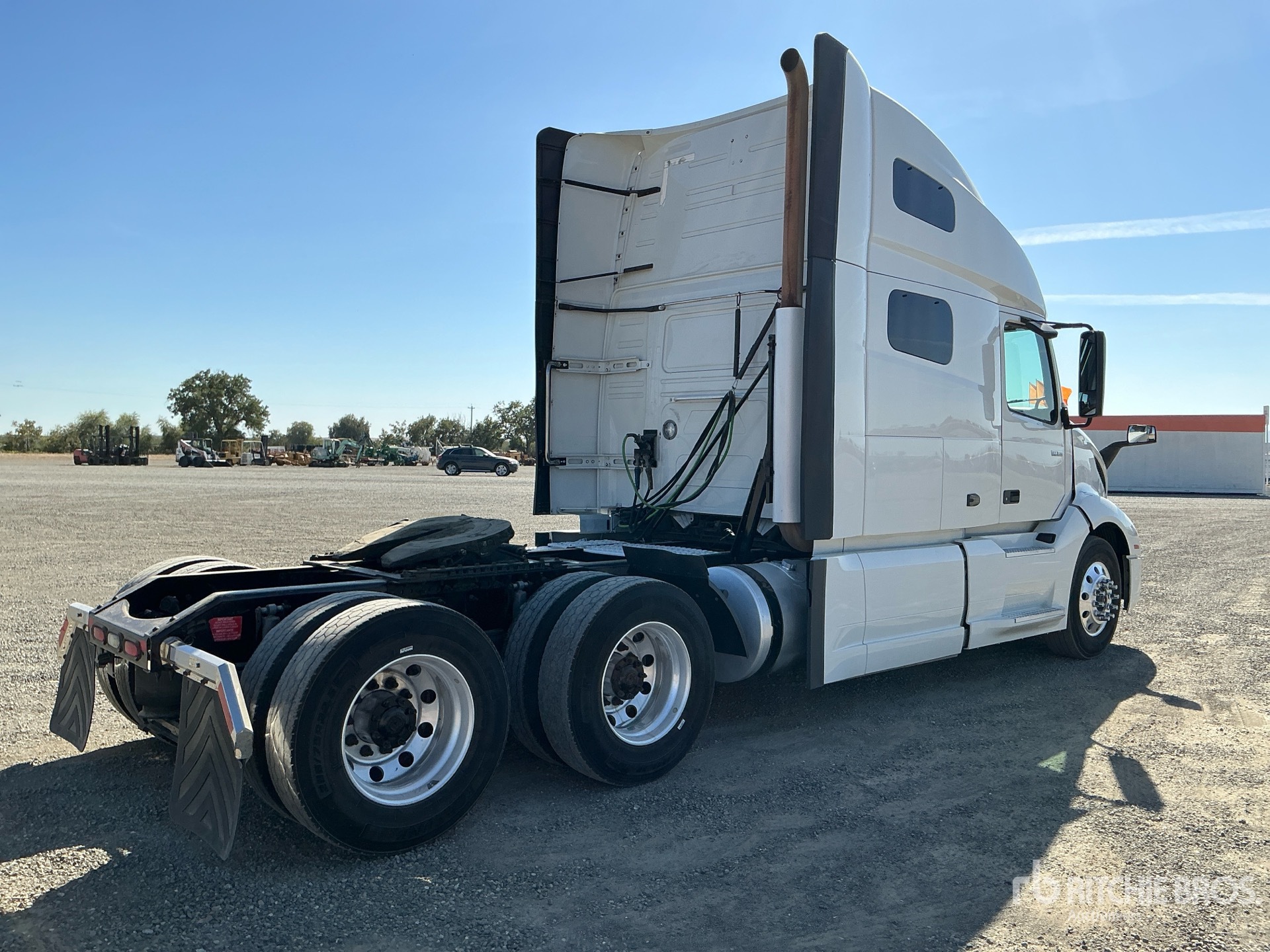 2019 Volvo VNL760
