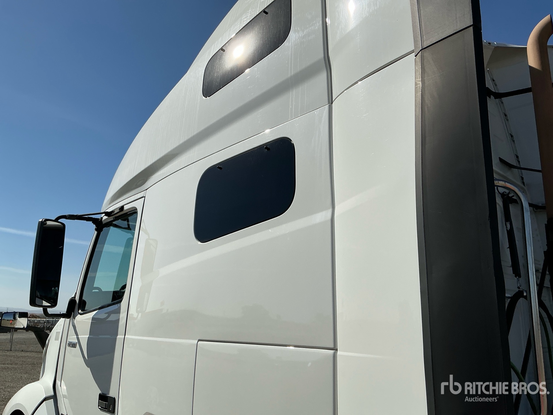 2019 Volvo VNL760