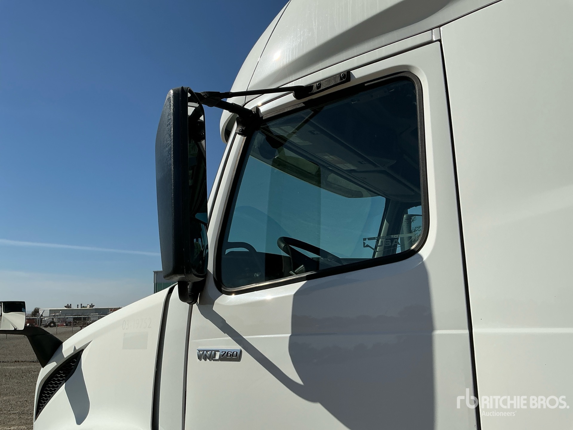 2019 Volvo VNL760