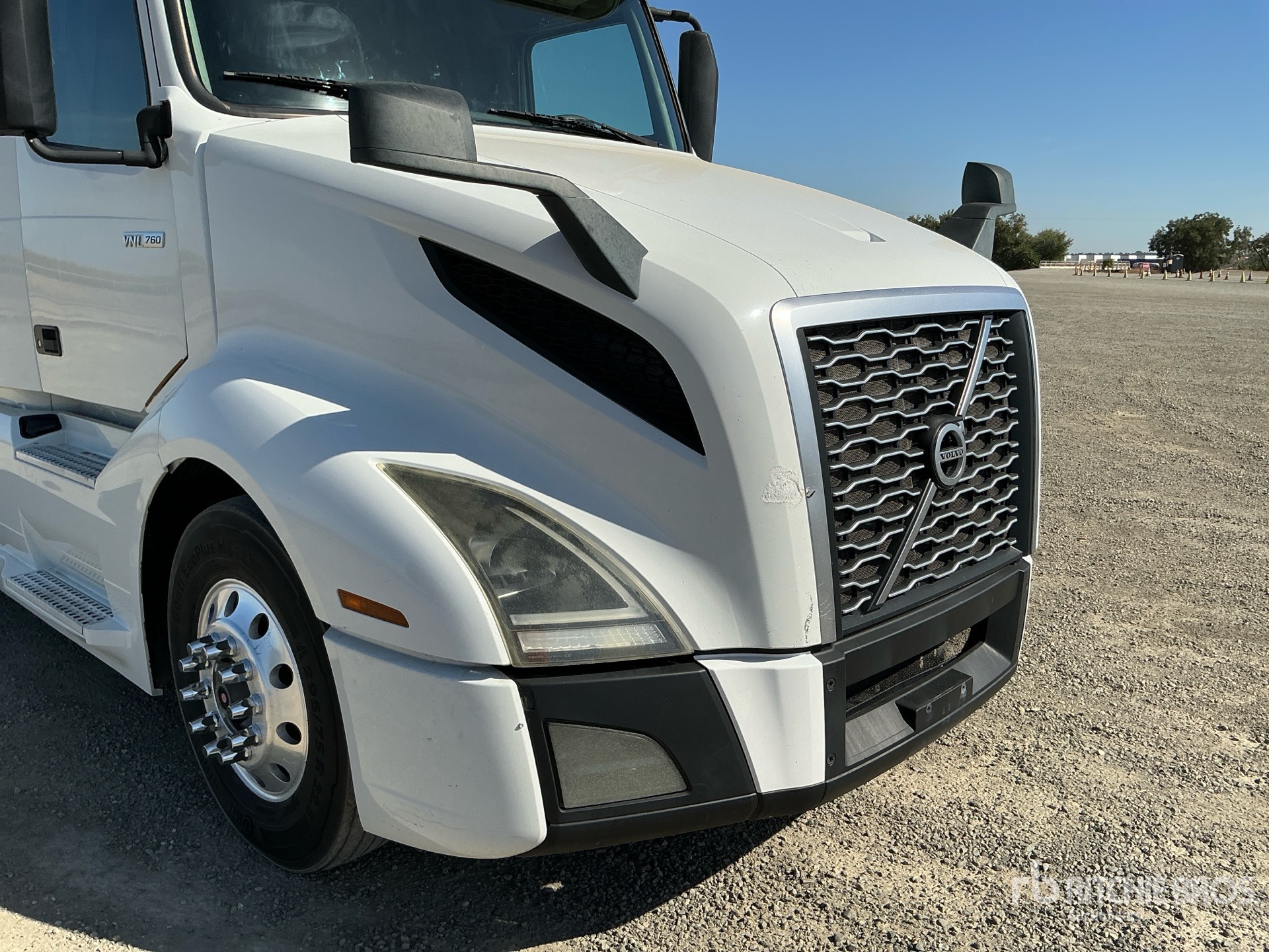2019 Volvo VNL760