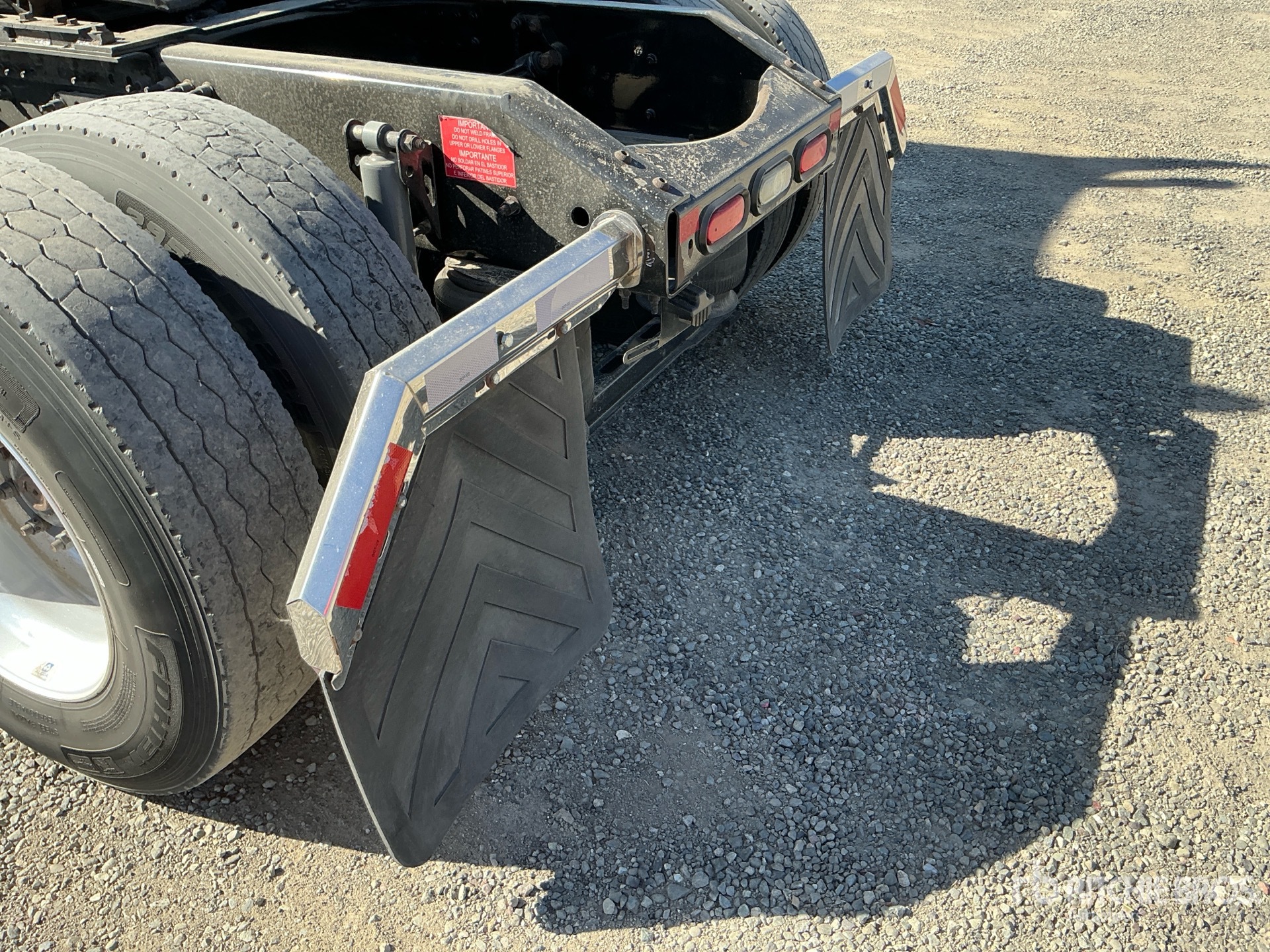 2019 Volvo VNL760