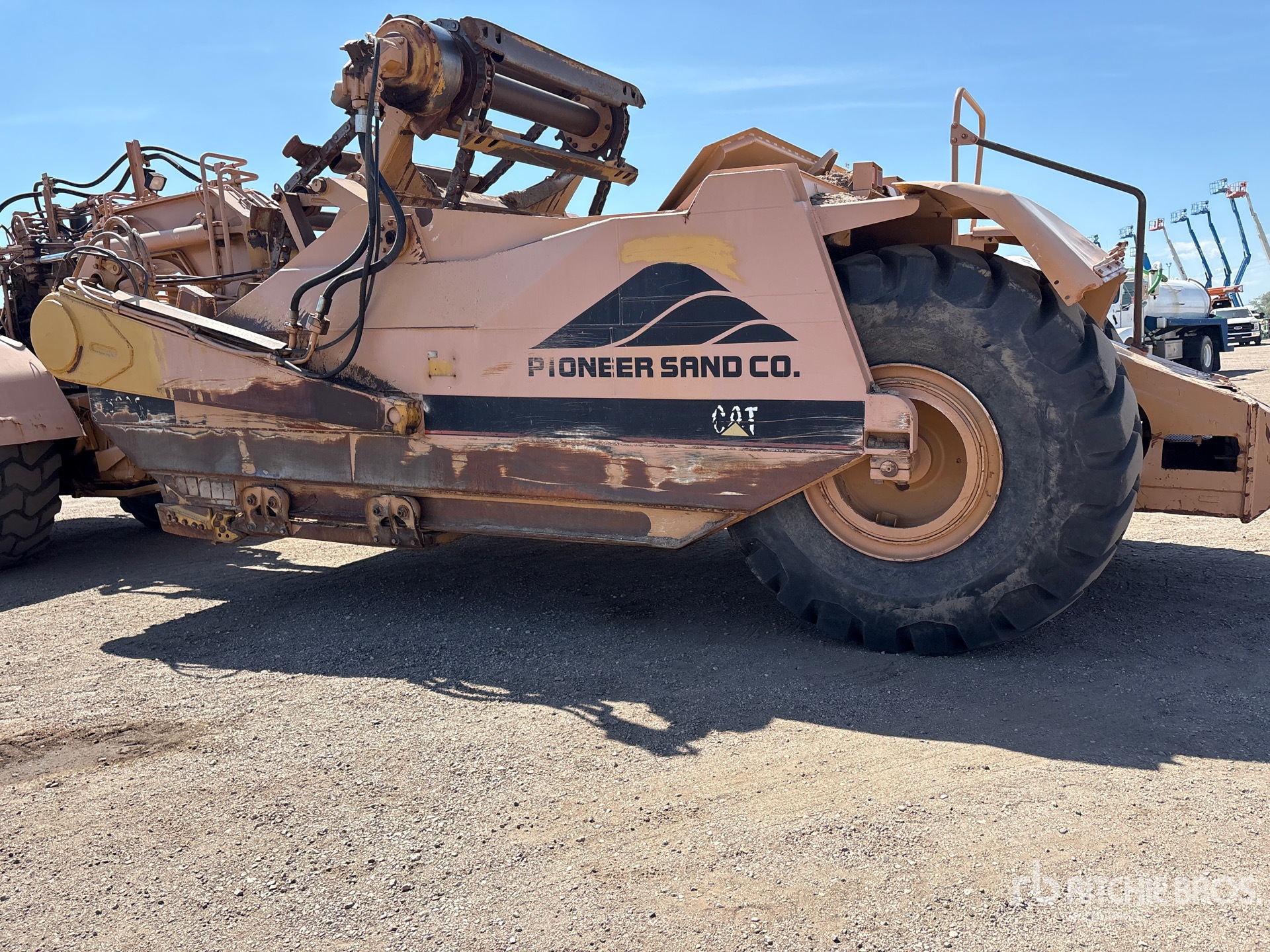 1998 Caterpillar 623F