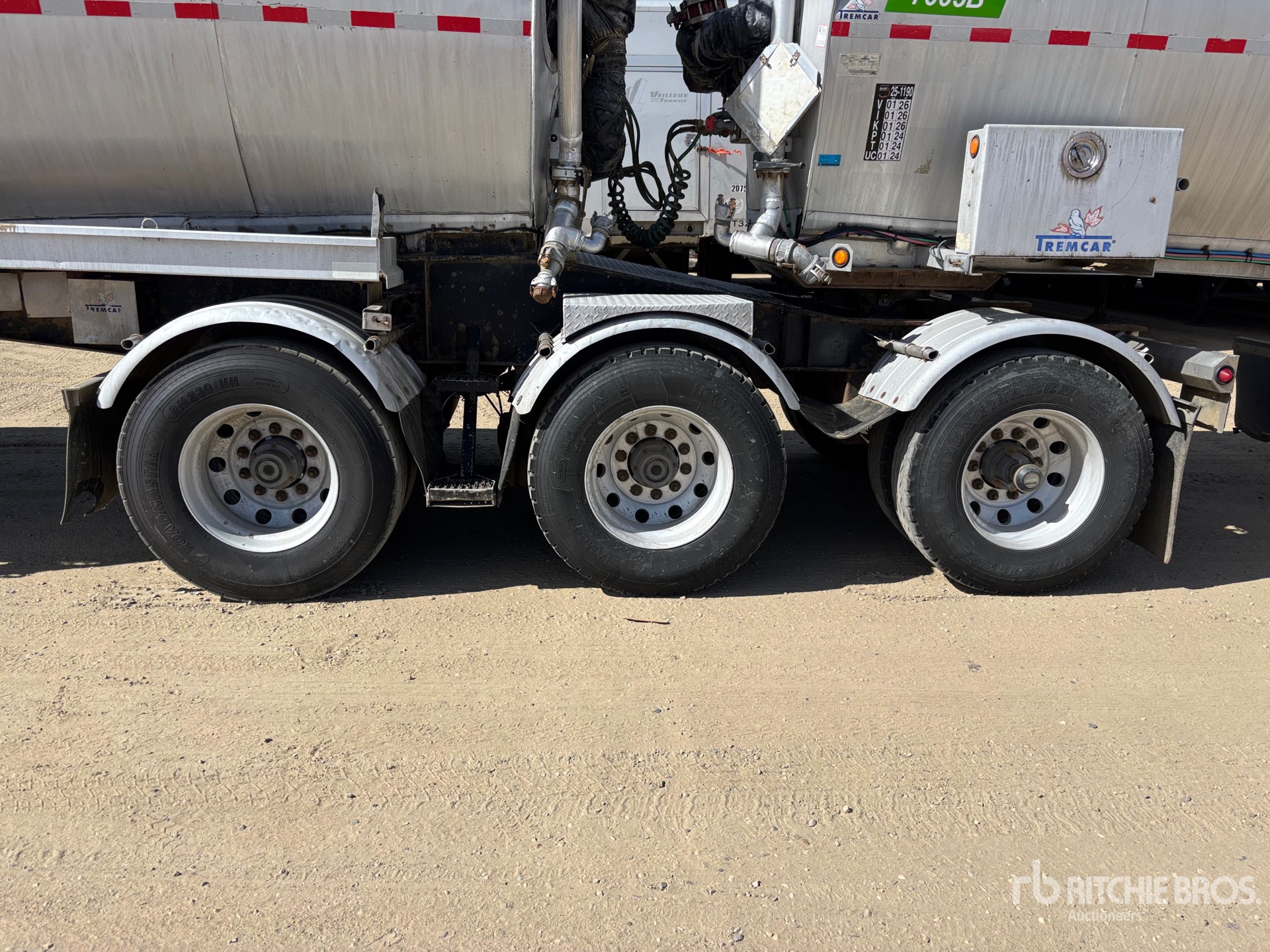 2014 Tremcar 28370 L Super B-Train Lead