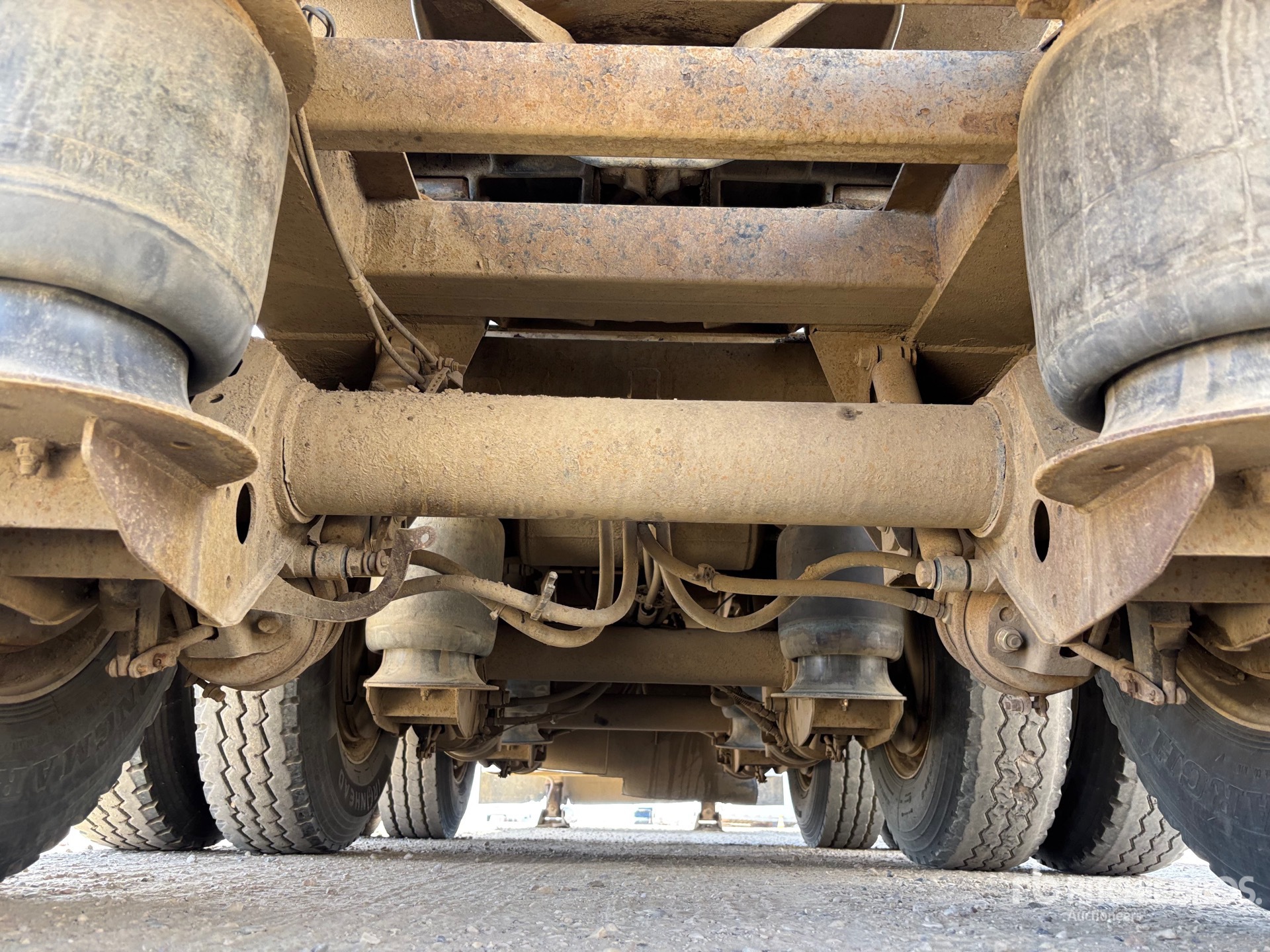2014 Tremcar 28370 L Super B-Train Lead