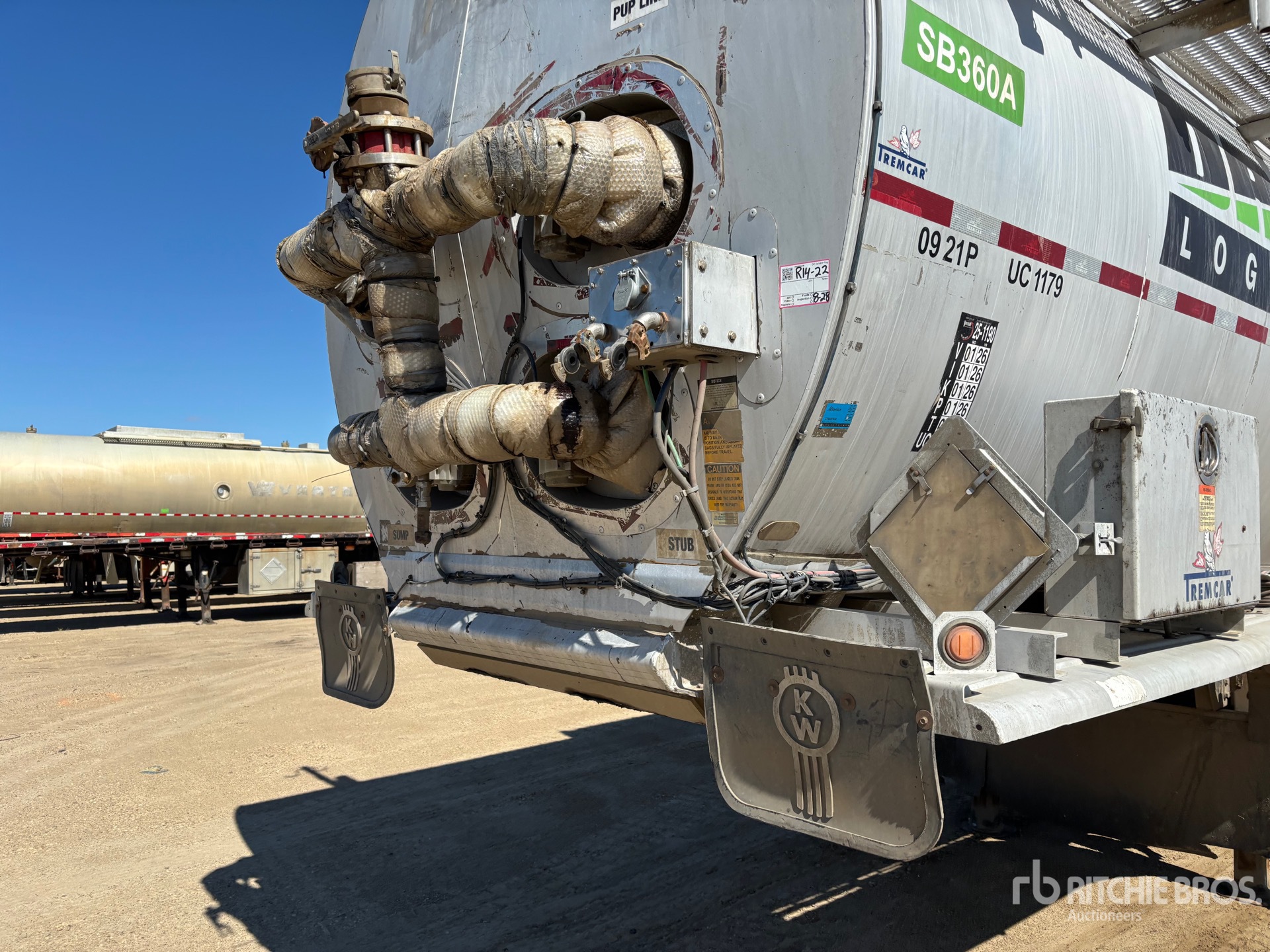 2015 Tremcar 28370 L Super B-Train Lead