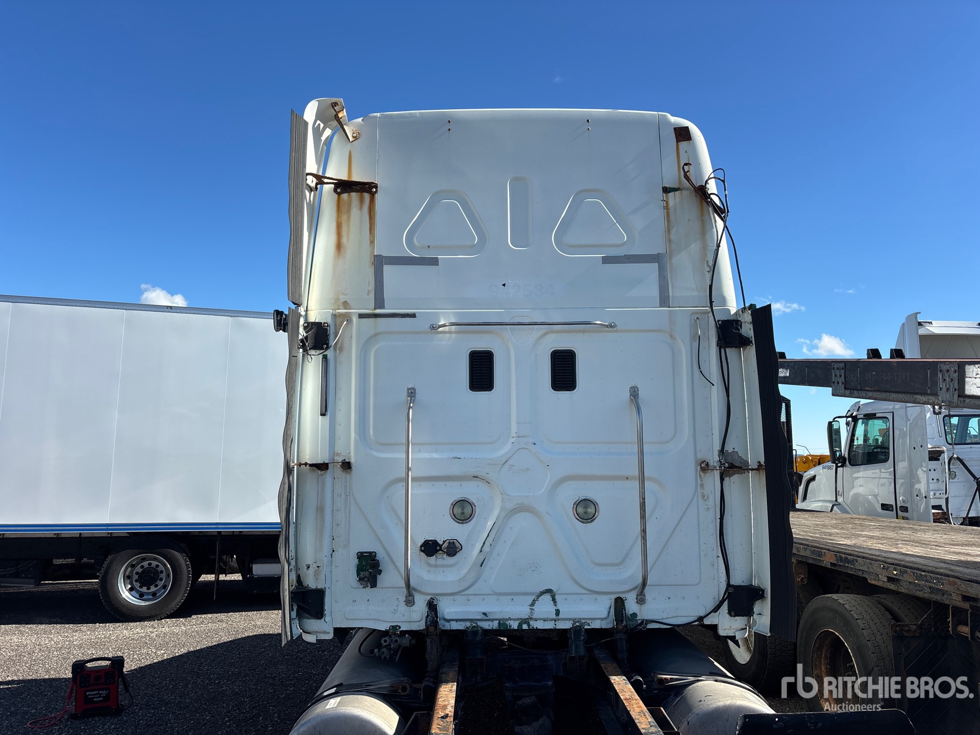 2010 Freightliner Cascadia 125