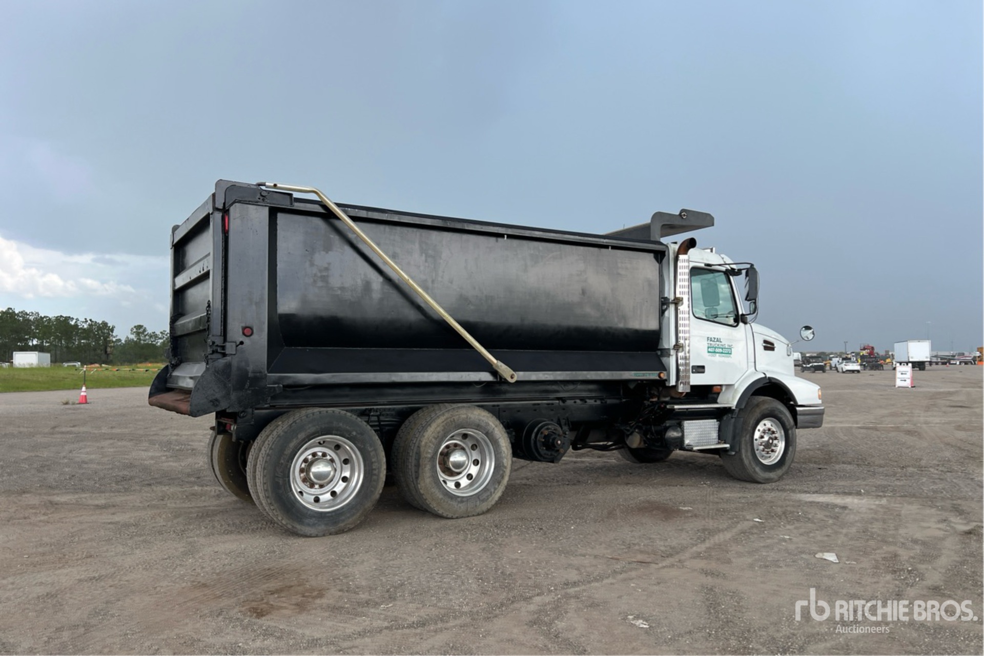 2007 Volvo VND