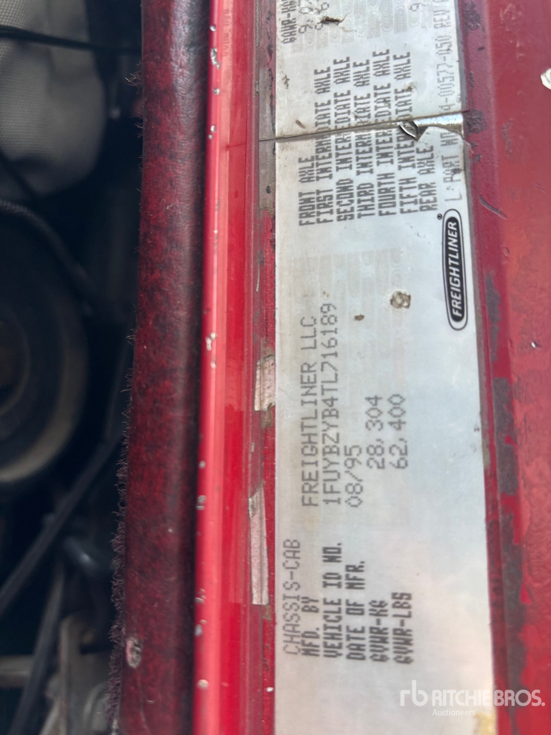 1996 Freightliner 2002 HIAB 335 K-4 7500 LB KNUCK ...