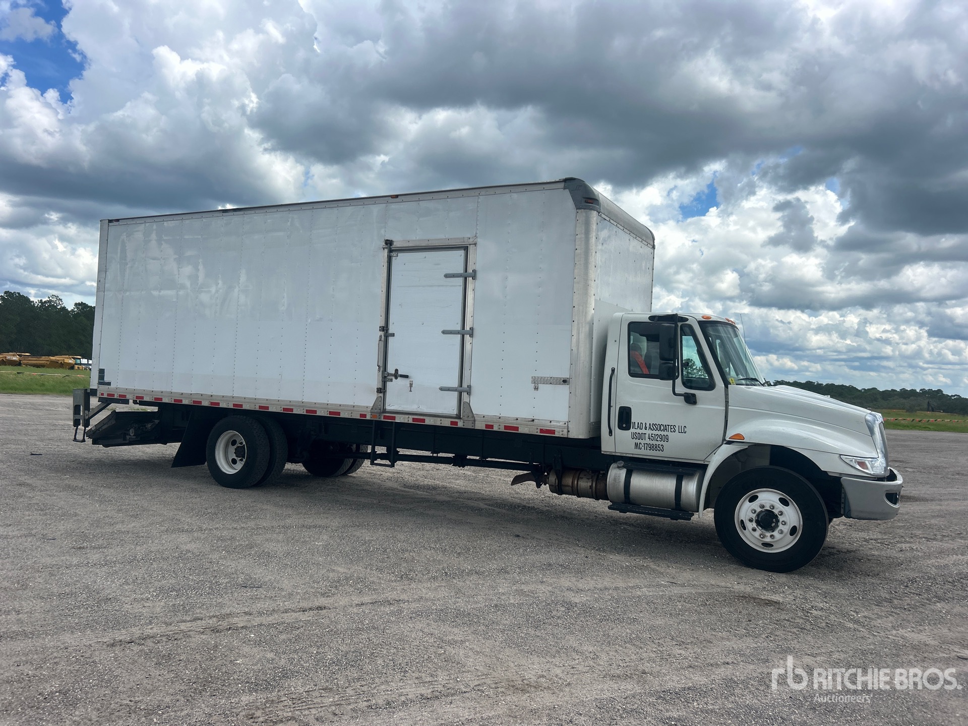 2018 International 4300