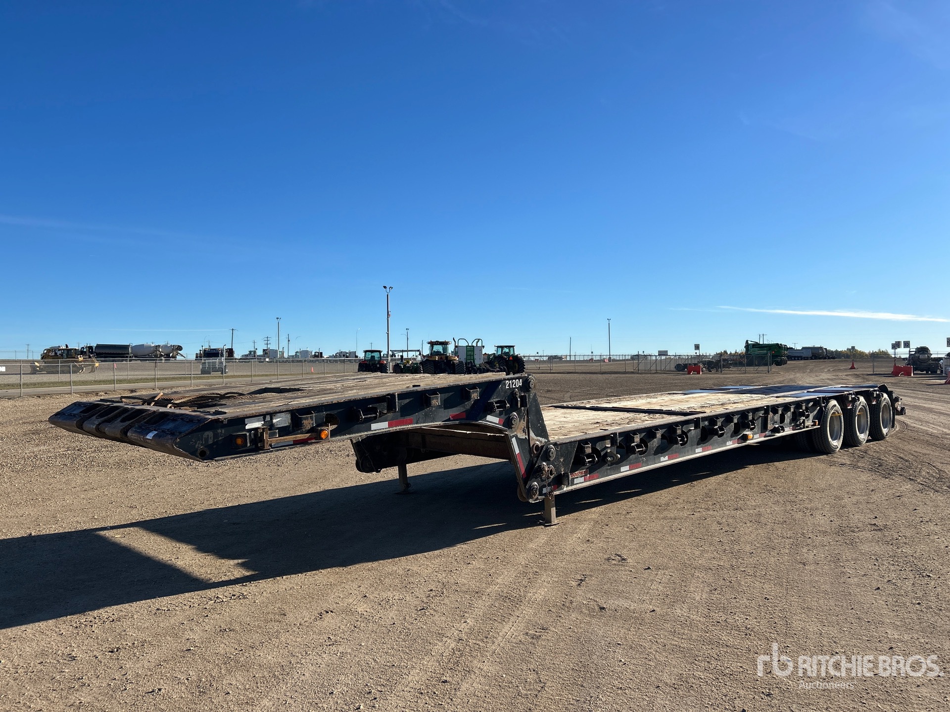 2009 Doepker 46 ft Tri/A