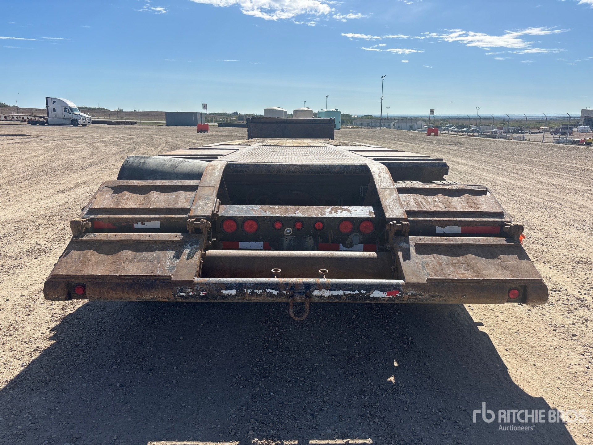 2009 Doepker 50 FT TRI/A