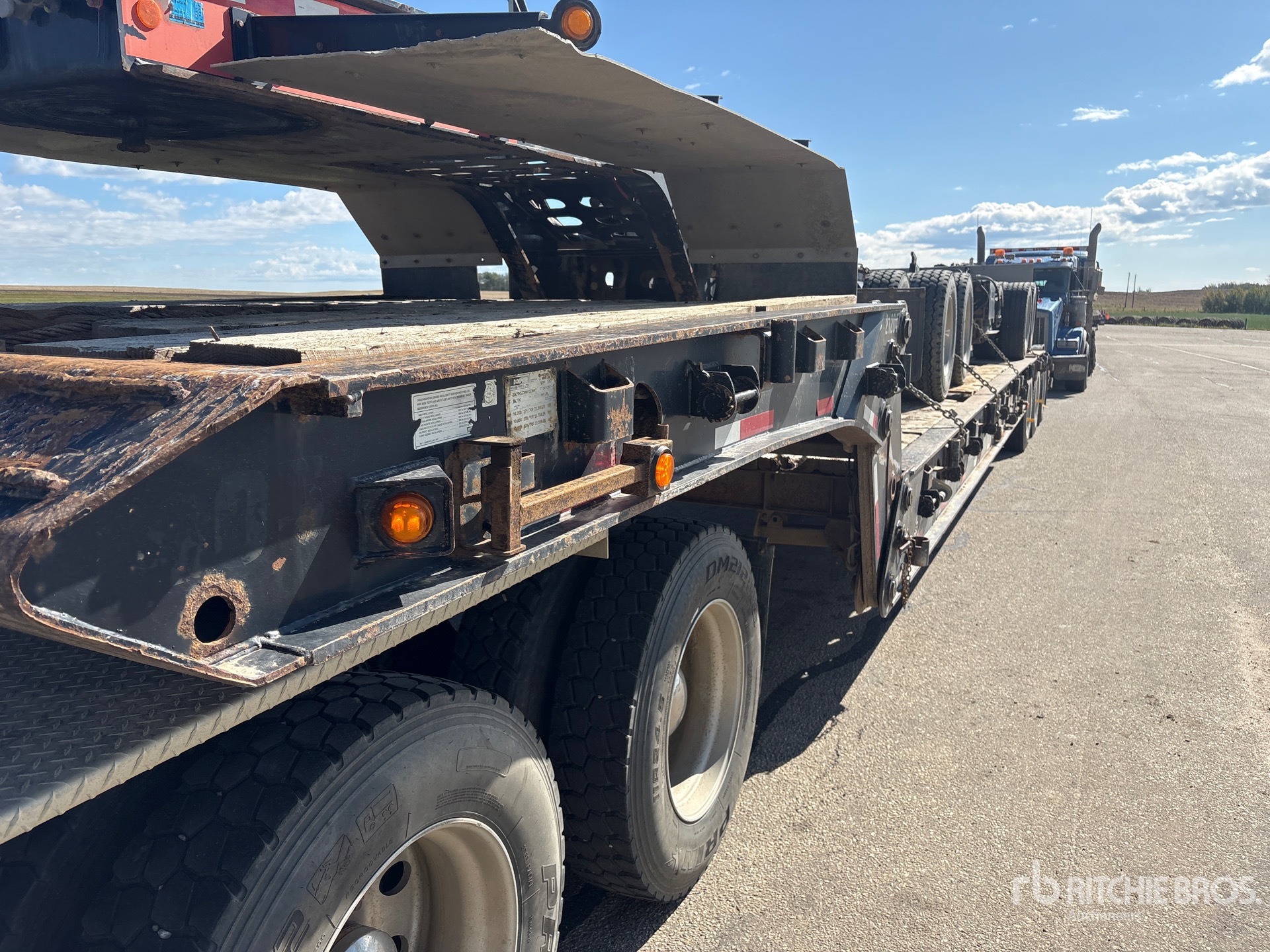2009 Doepker 50 FT TRI/A