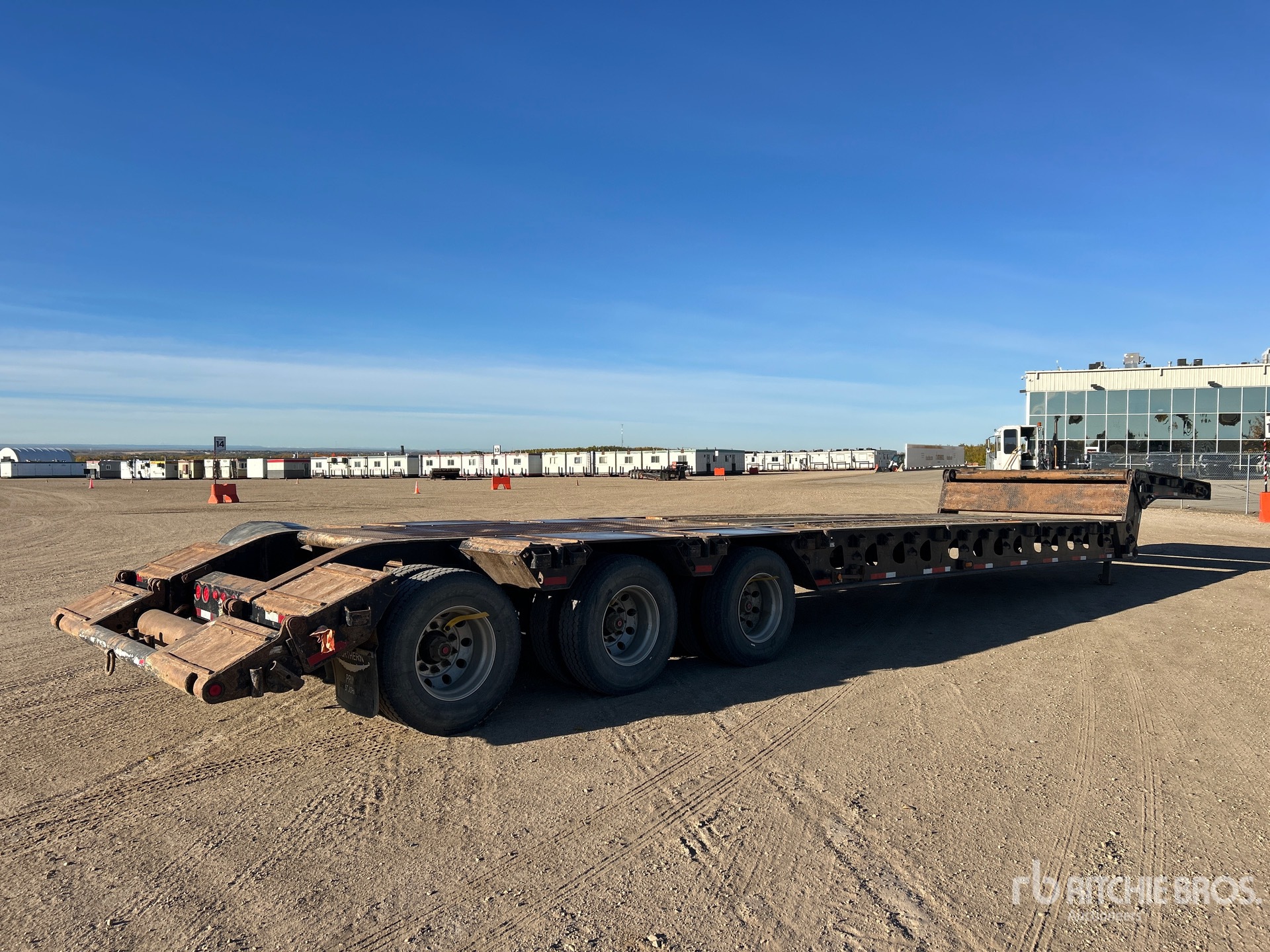 2009 Doepker 46 ft Tri/A