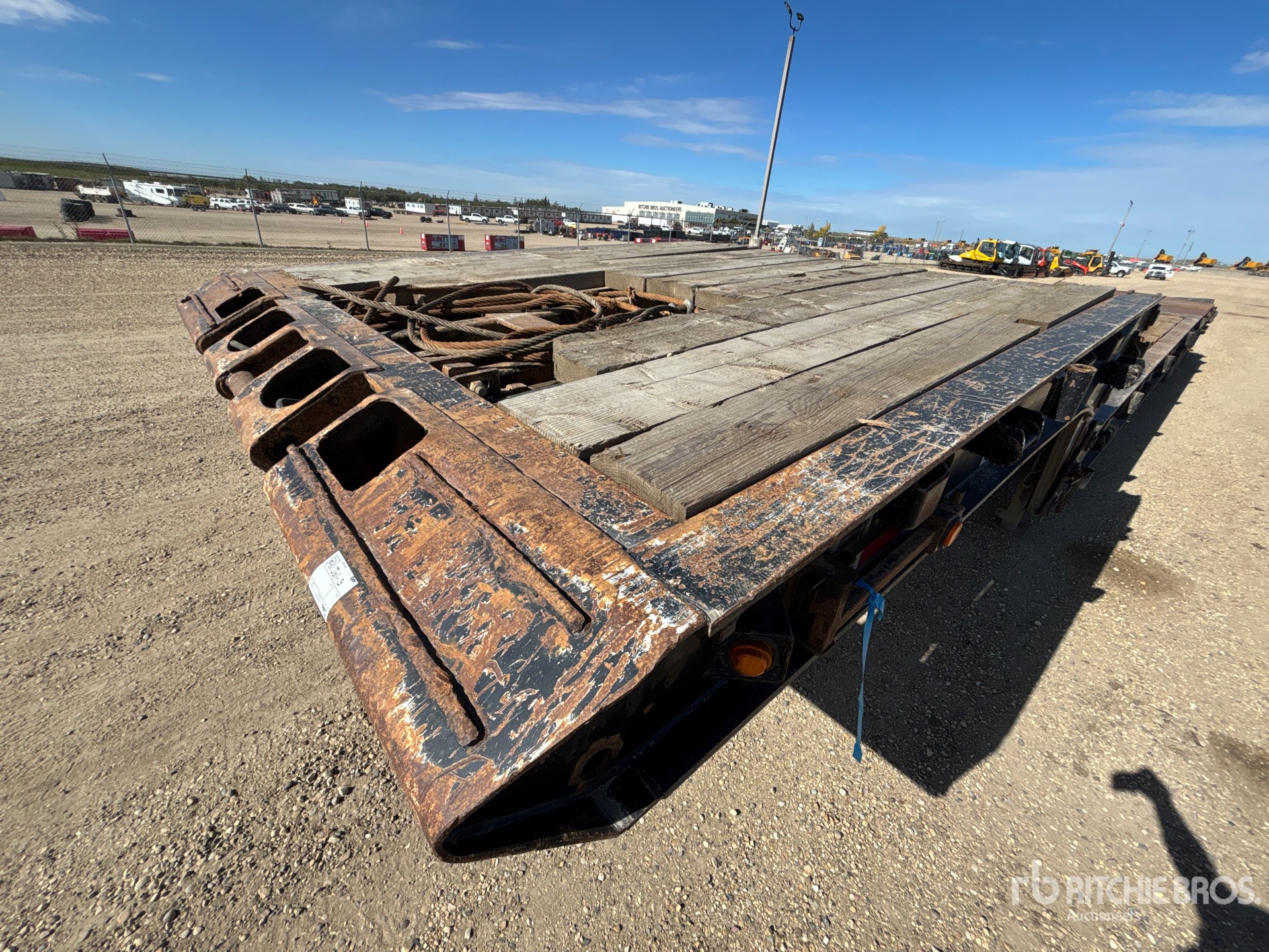 2009 Doepker 50 FT TRI/A