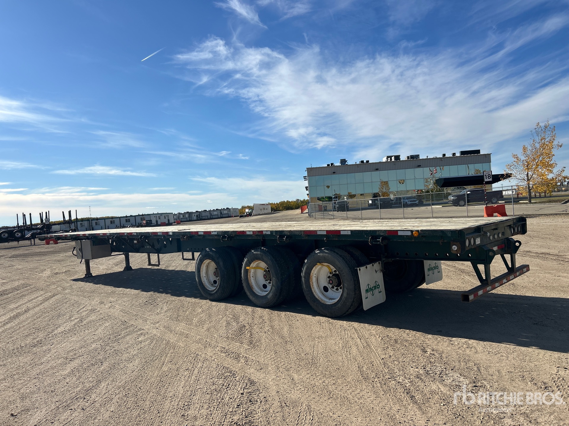 2006 Manac 53 ft Tri/A