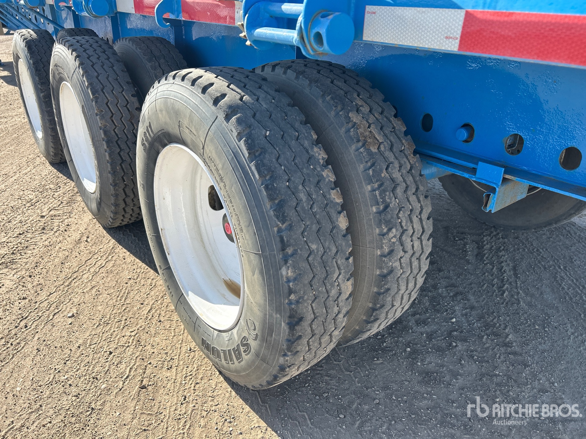 2006 Doepker 53 ft Tri/A