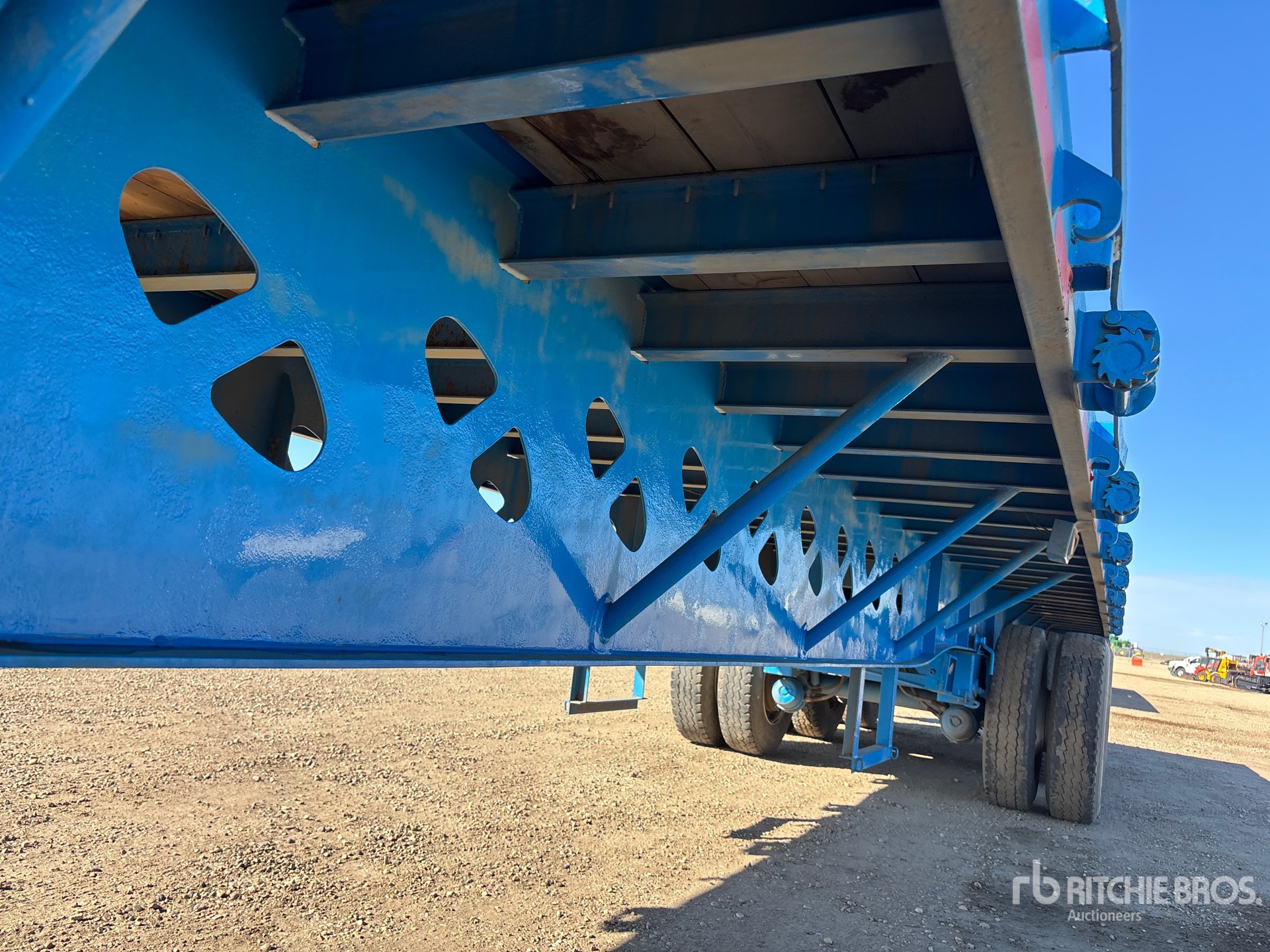 2006 Doepker 53 ft Tri/A