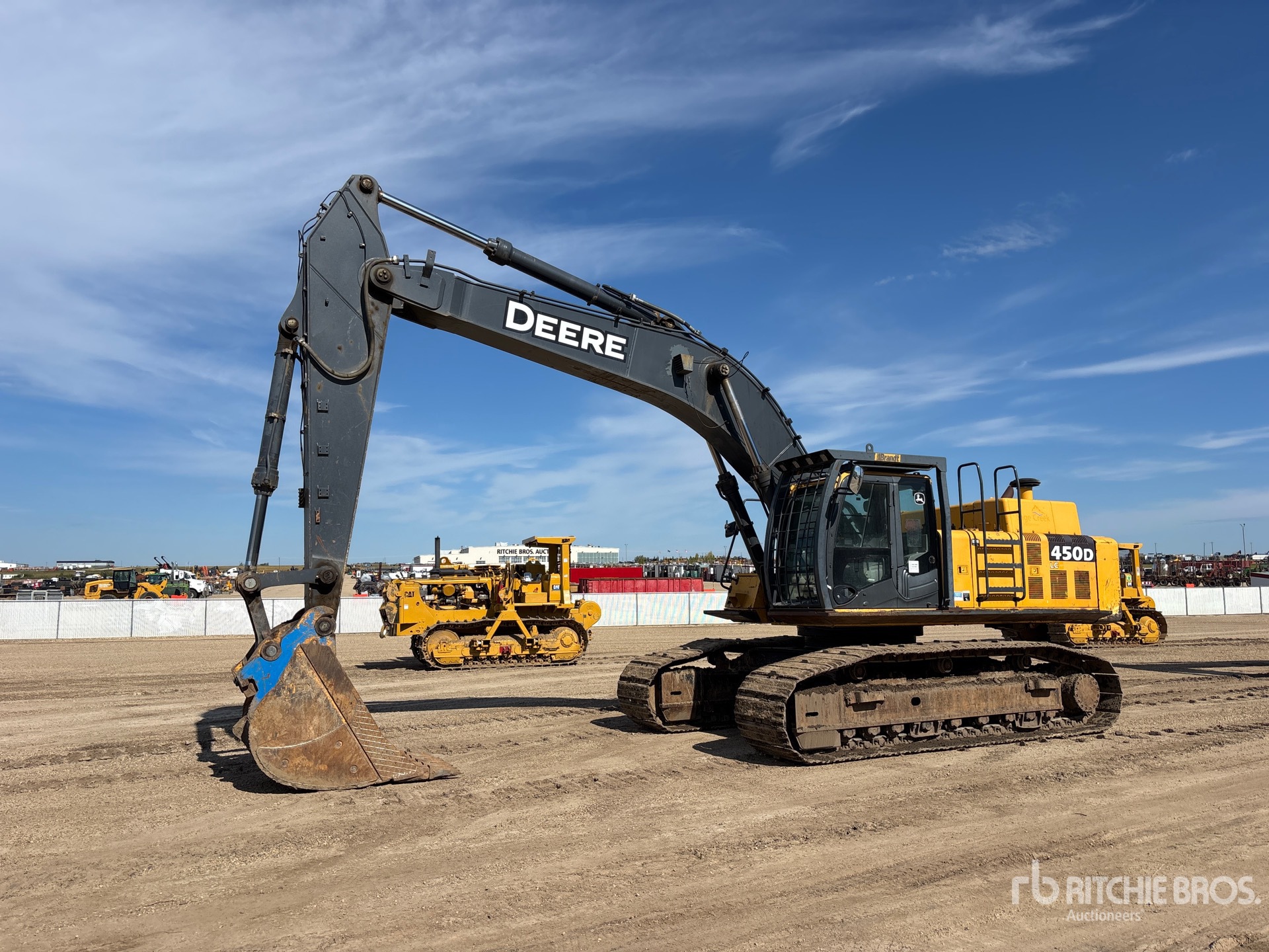 Photo of 2008 John Deere 450DLC