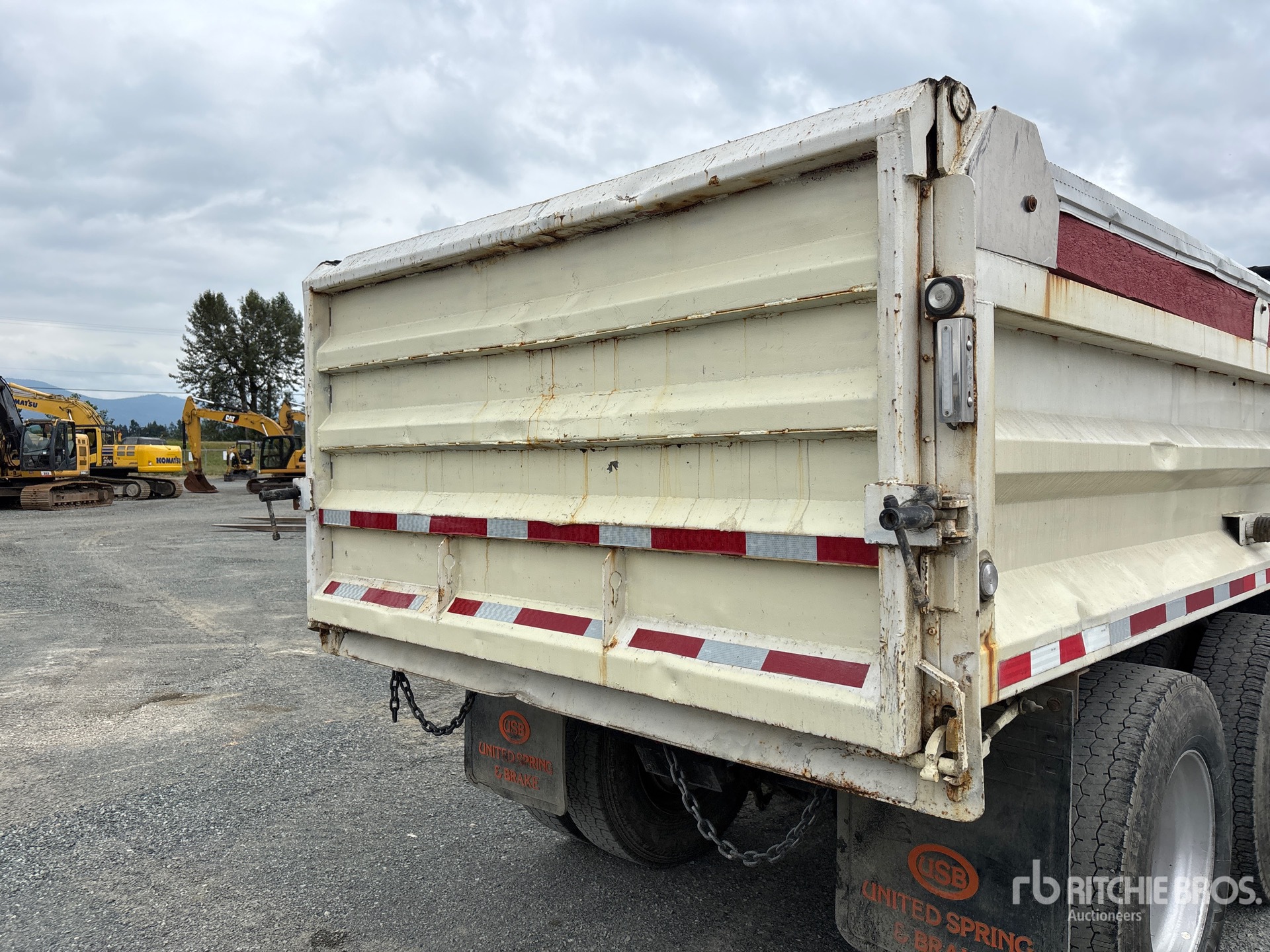 1983 Trailmobile 14 FT T/A