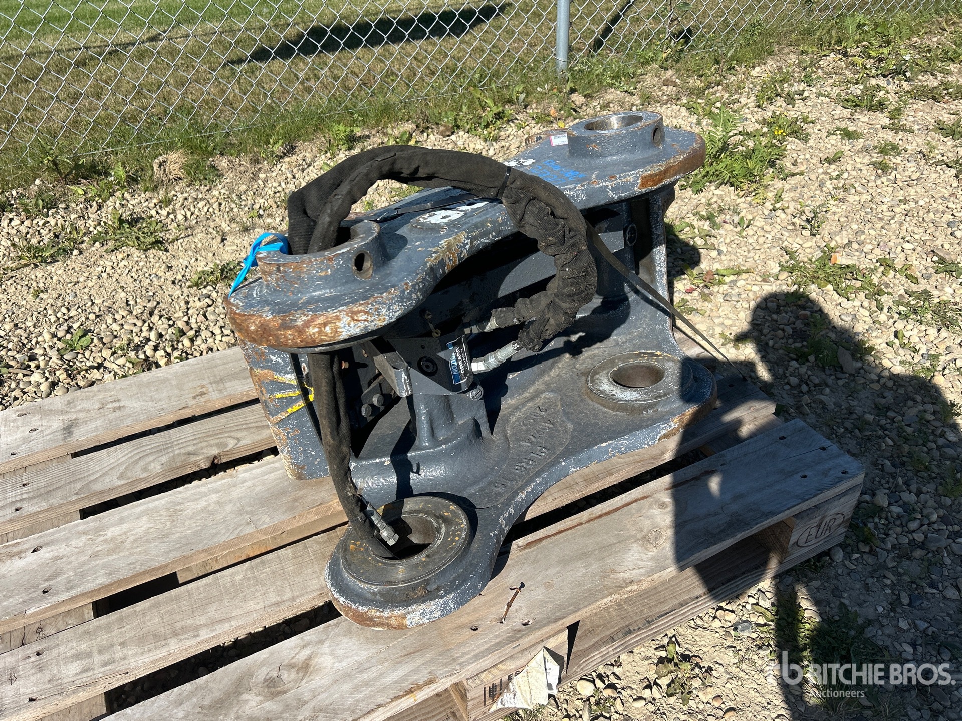 JRB 16 IN - FITS JOHN DEERE 250 SERIES