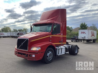 Volvo 2017 VNM42T 4x2 S/A Day Cab — occasion