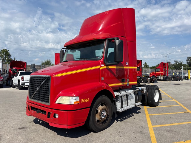2017 Volvo VNM42T 4x2 S/A Day Cab Truck Tractor