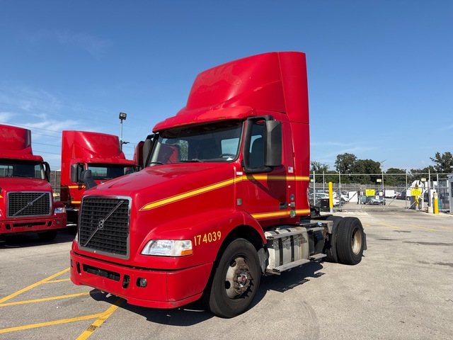 2017 Volvo VNM42T 4x2 S/A Day Cab Truck Tractor