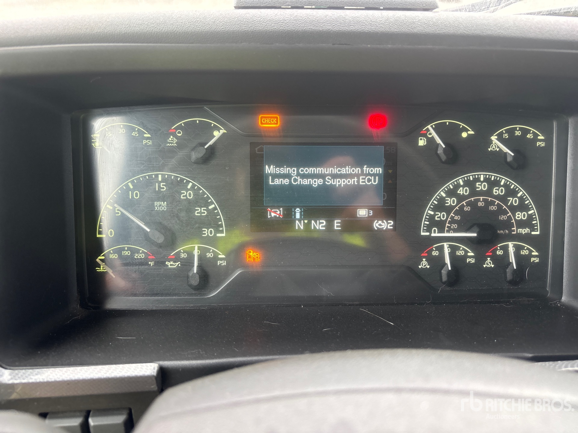 2019 Volvo VNL760