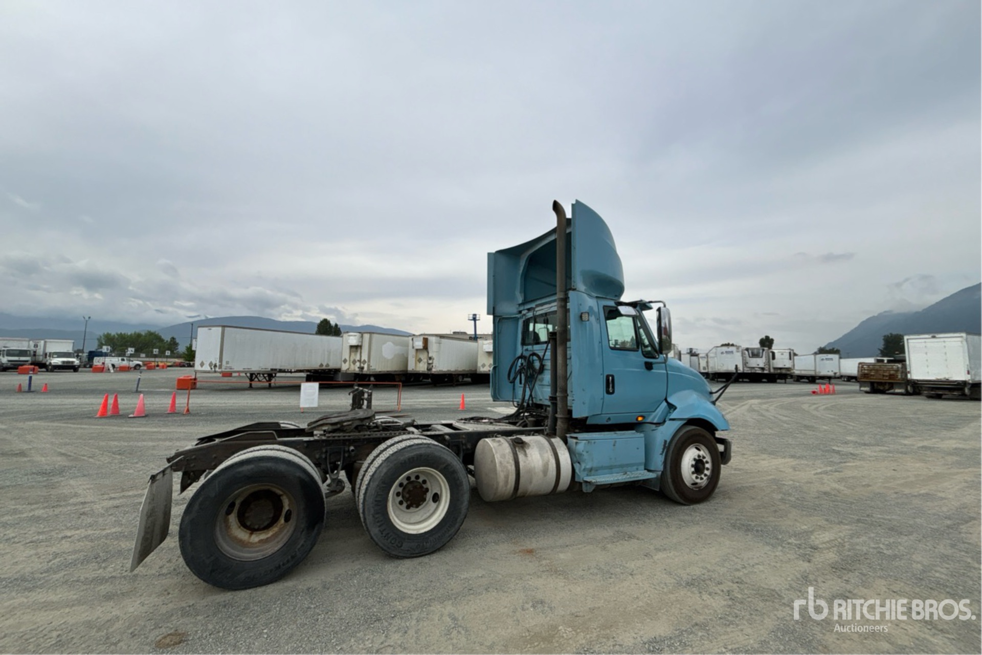 2016 International PROSTAR+ 113